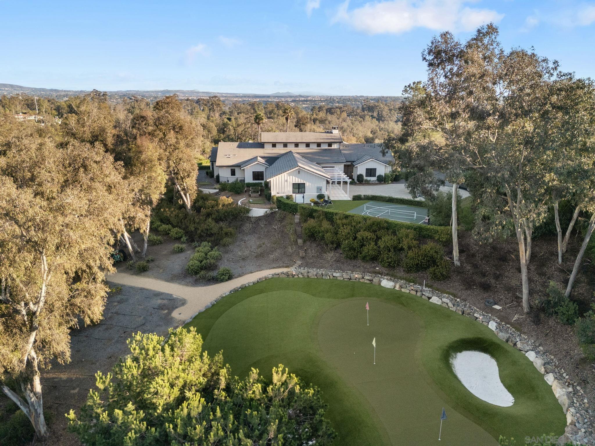Detail Gallery Image 30 of 35 For 15550  El Camino Real, Rancho Santa Fe,  CA 92091 - 7 Beds | 8/1 Baths