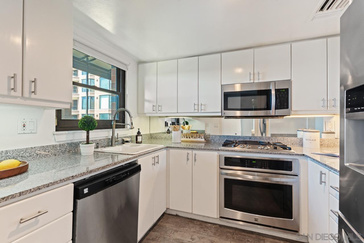 Detail Gallery Image 11 of 75 For 500 W Harbor Dr.  #624,  San Diego,  CA 92101 - 2 Beds | 2 Baths