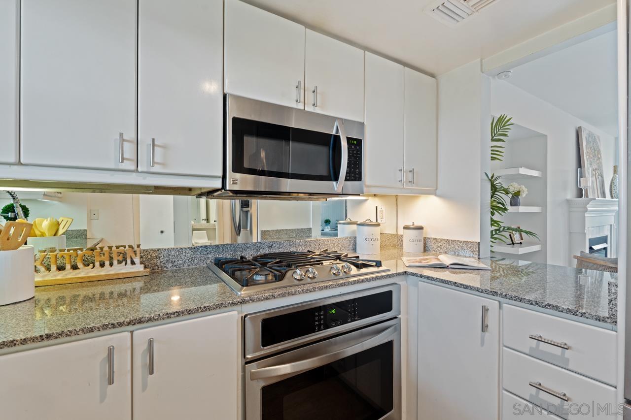 Detail Gallery Image 12 of 75 For 500 W Harbor Dr.  #624,  San Diego,  CA 92101 - 2 Beds | 2 Baths