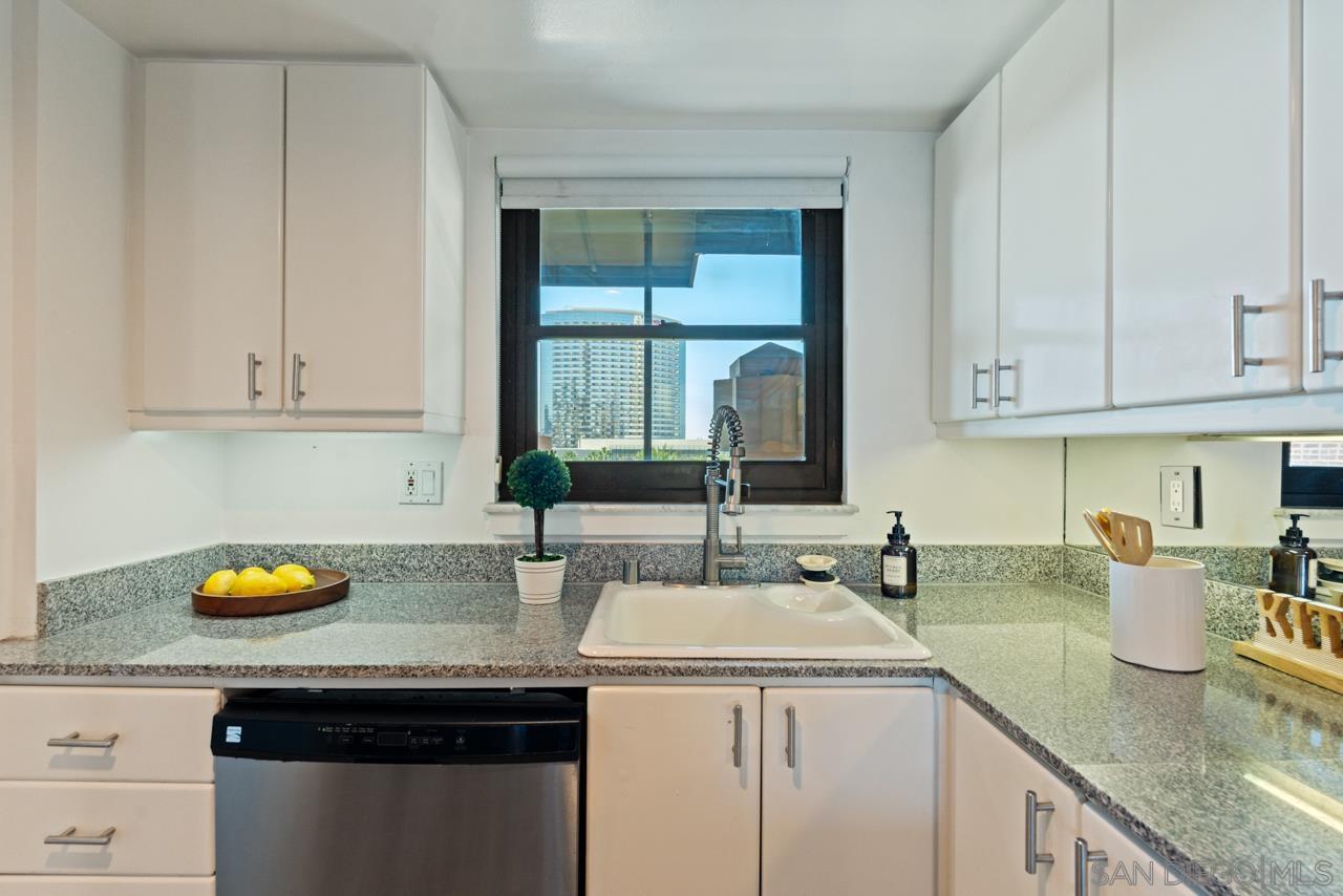 Detail Gallery Image 13 of 75 For 500 W Harbor Dr.  #624,  San Diego,  CA 92101 - 2 Beds | 2 Baths