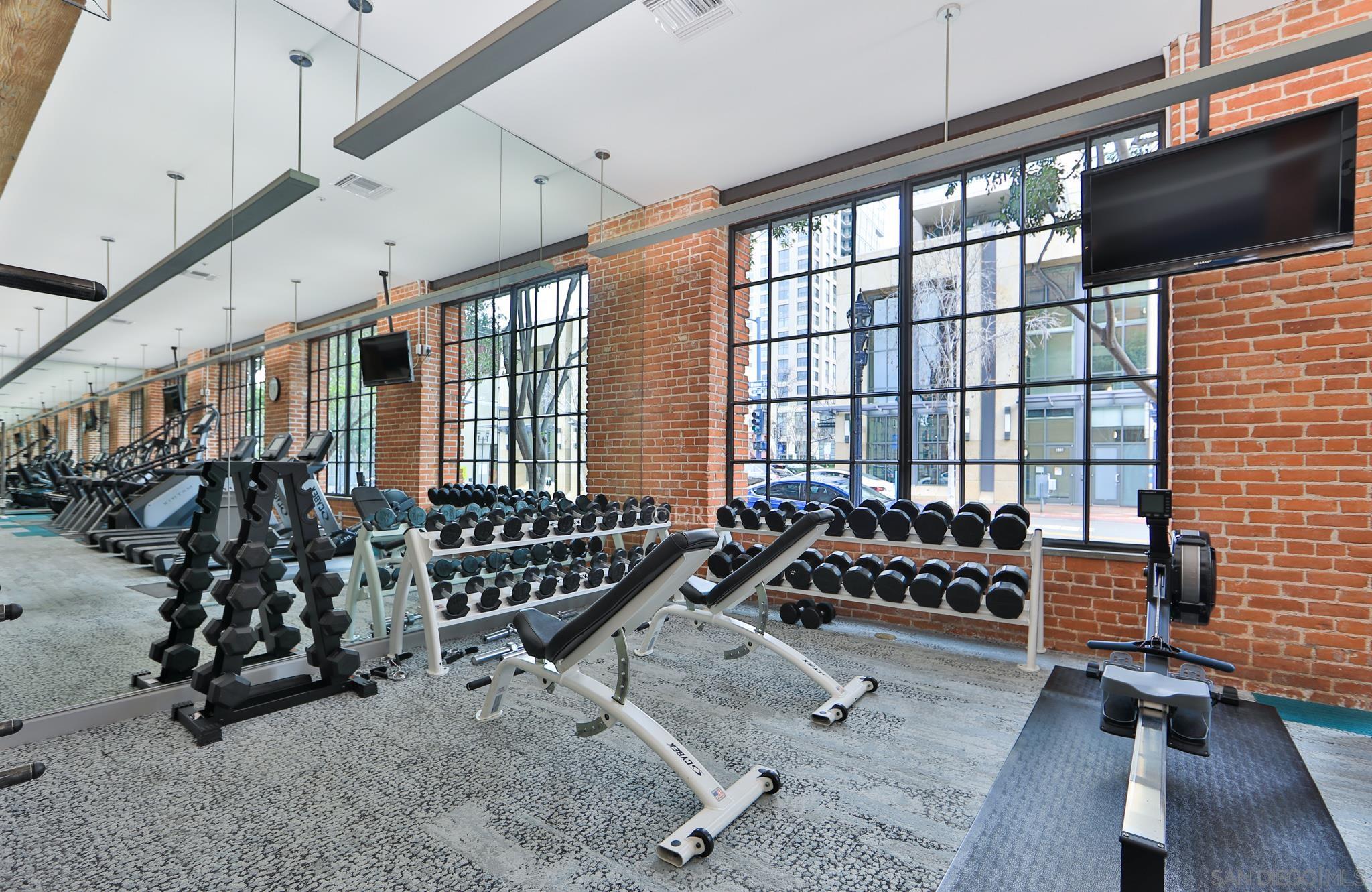 Detail Gallery Image 72 of 75 For 500 W Harbor Dr.  #624,  San Diego,  CA 92101 - 2 Beds | 2 Baths