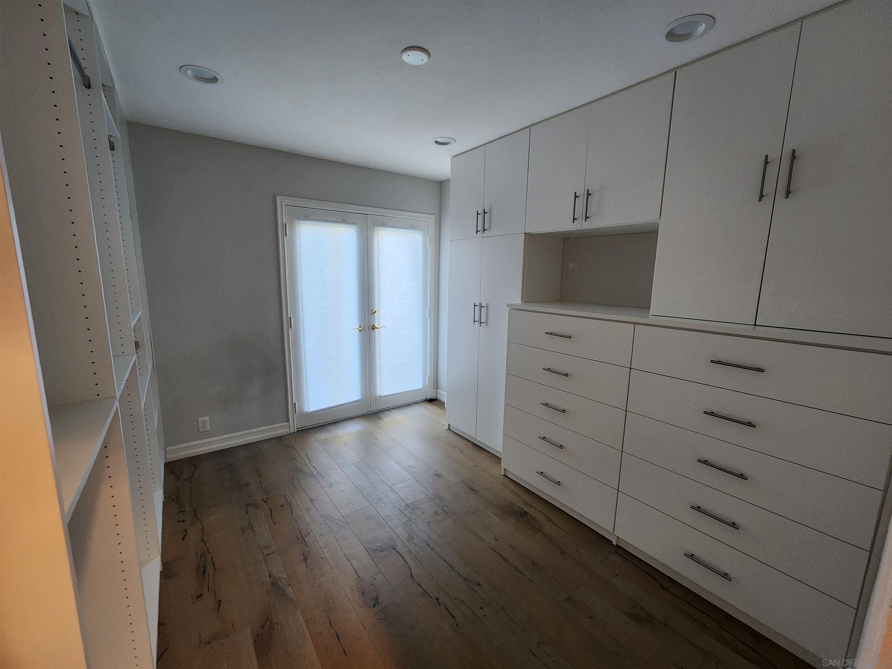 Detail Gallery Image 18 of 49 For 1402  via Mil Cumbres, Solana Beach,  CA 92075 - 6 Beds | 7/1 Baths