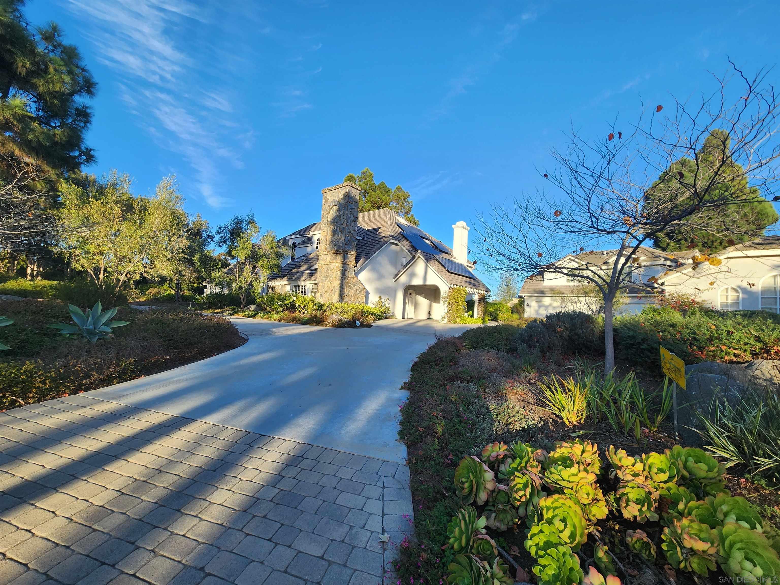 Detail Gallery Image 48 of 49 For 1402  via Mil Cumbres, Solana Beach,  CA 92075 - 6 Beds | 7/1 Baths