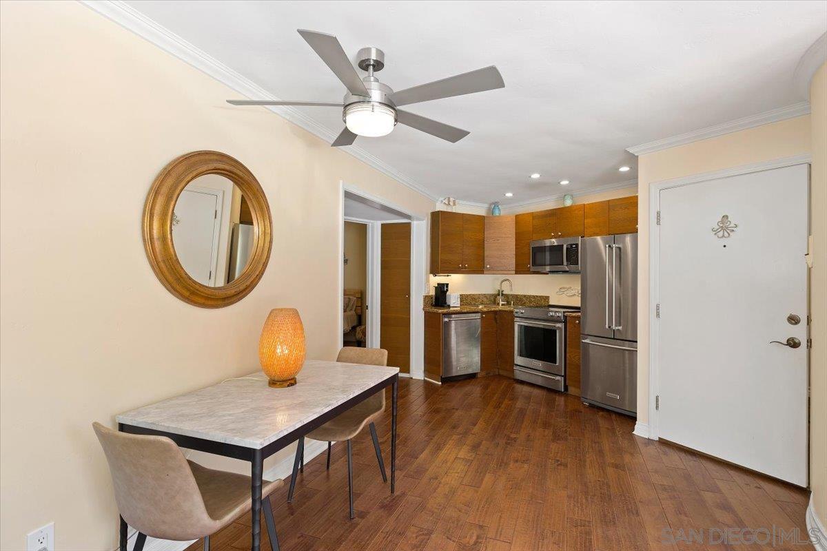 Detail Gallery Image 15 of 36 For 8040  Girard Ave  #1,  La Jolla,  CA 92037 - 2 Beds | 1 Baths