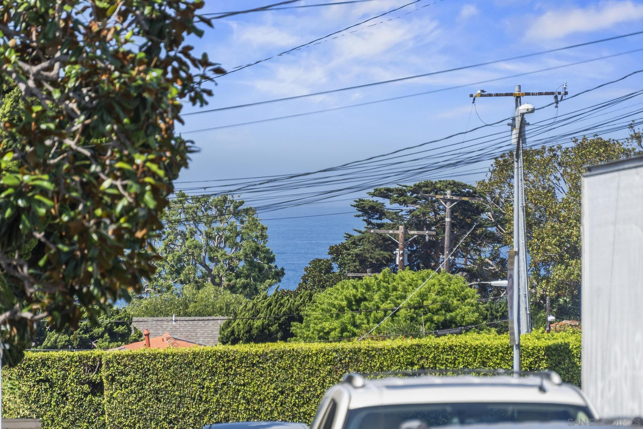 Detail Gallery Image 25 of 40 For 607  Arenas, La Jolla,  CA 92037 - 2 Beds | 1 Baths
