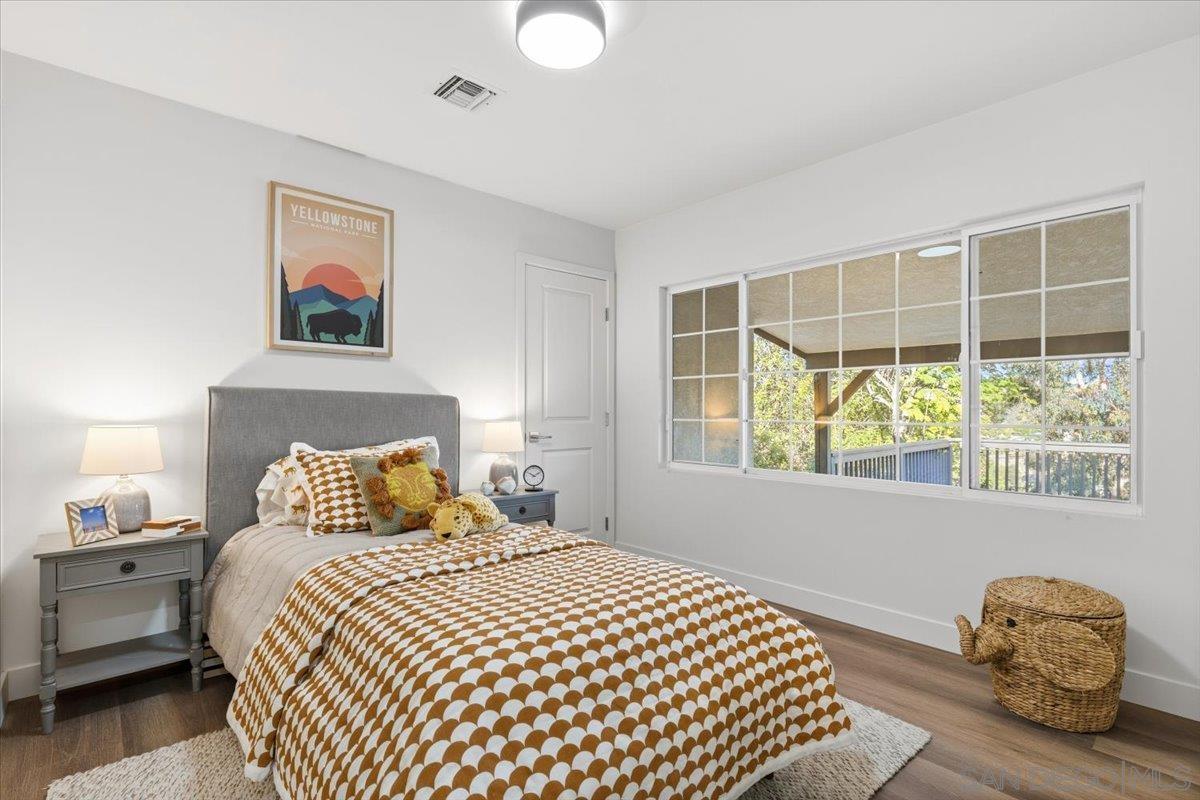 Detail Gallery Image 13 of 25 For 4833  Atlanta Dr, San Diego,  CA 92115 - 3 Beds | 2 Baths