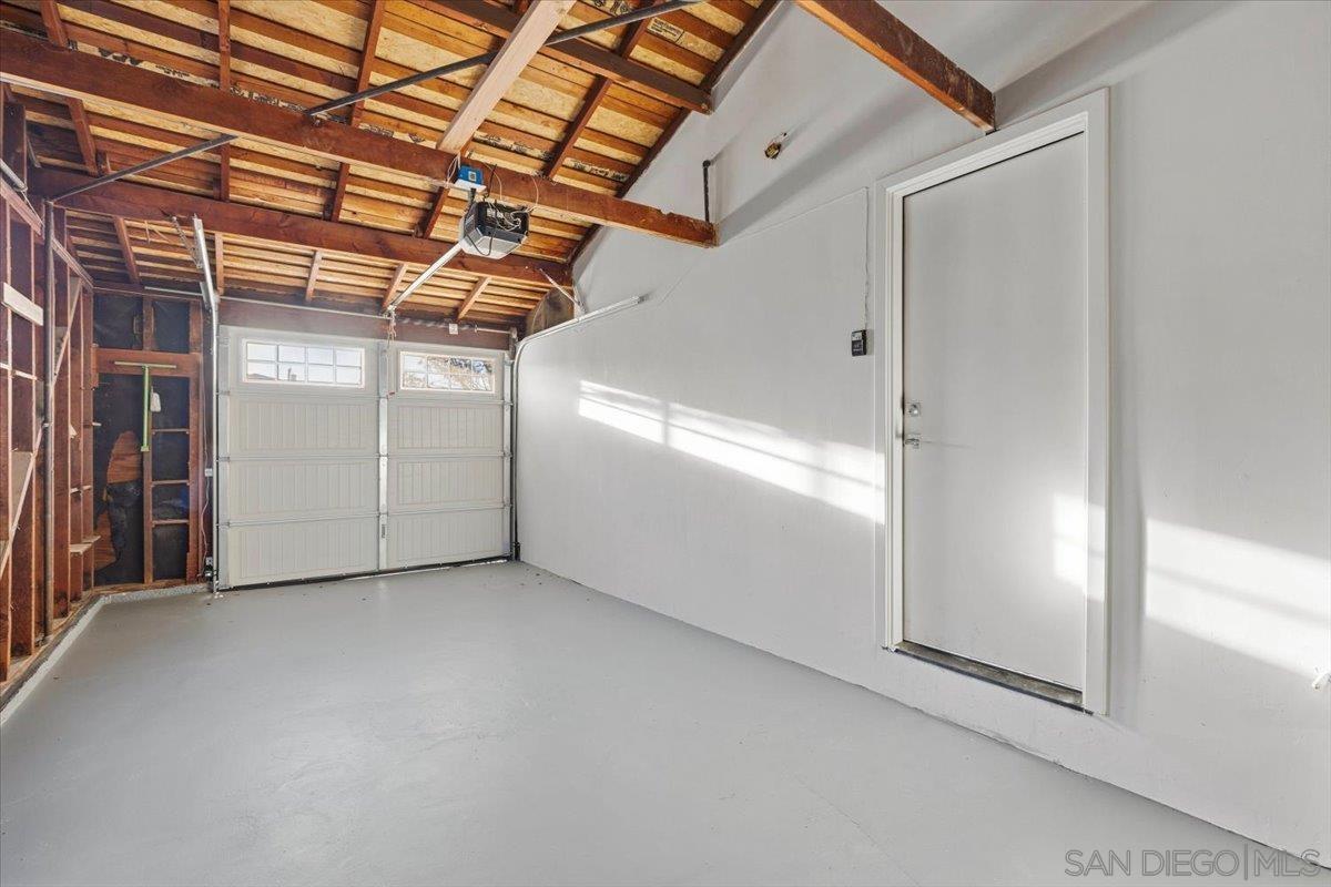 Detail Gallery Image 20 of 25 For 4833  Atlanta Dr, San Diego,  CA 92115 - 3 Beds | 2 Baths