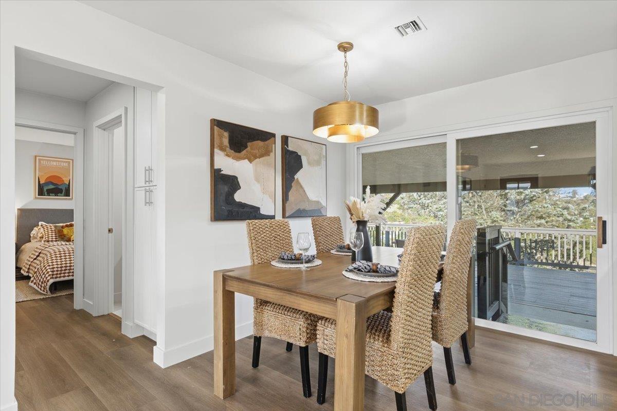 Detail Gallery Image 5 of 25 For 4833  Atlanta Dr, San Diego,  CA 92115 - 3 Beds | 2 Baths