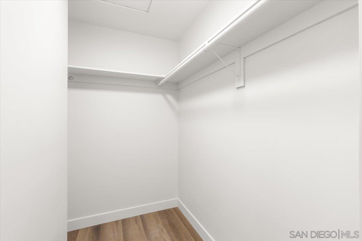 Detail Gallery Image 10 of 25 For 4833  Atlanta Dr, San Diego,  CA 92115 - 3 Beds | 2 Baths