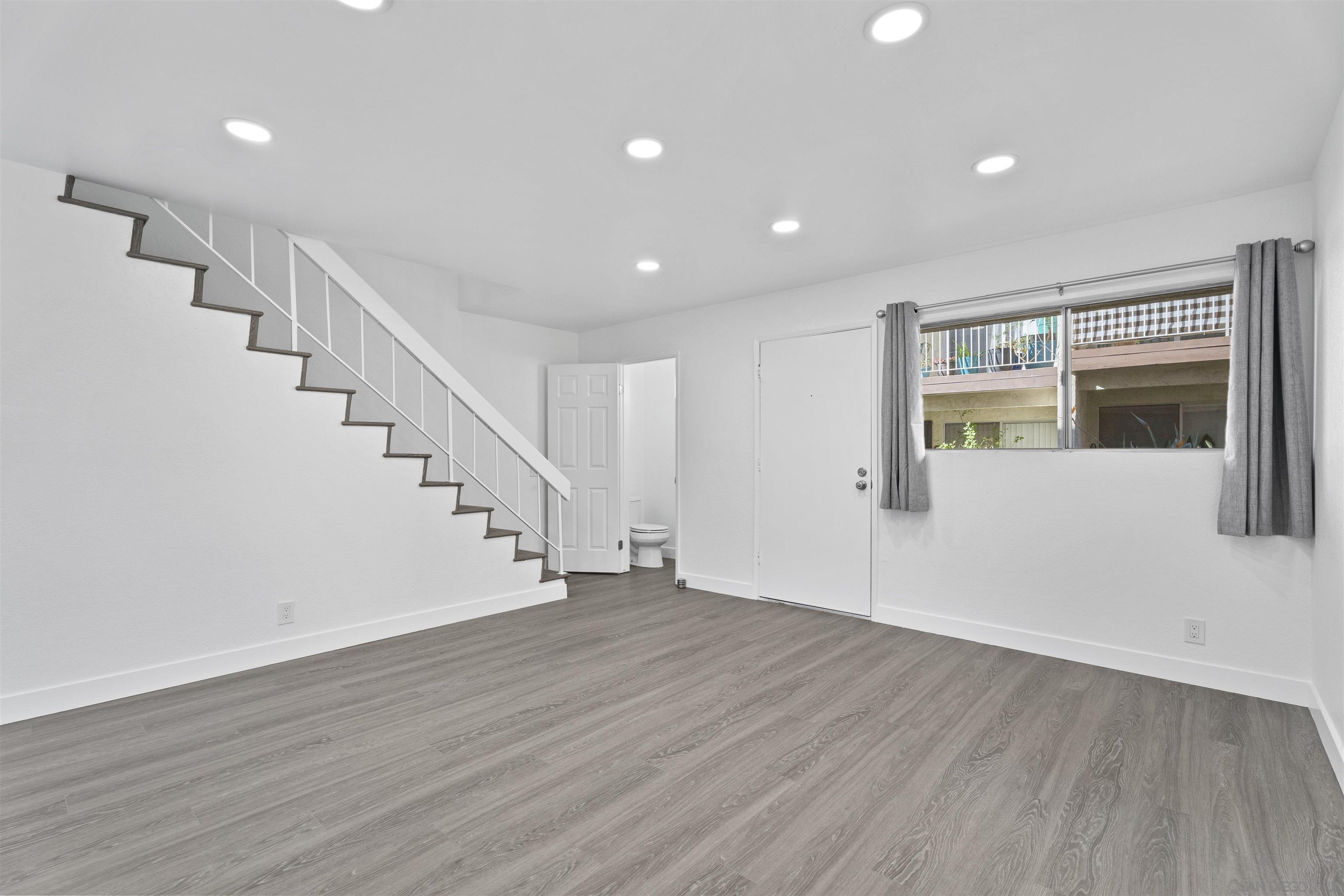 Detail Gallery Image 13 of 32 For 6765  Amherst St  #C,  San Diego,  CA 92115 - 2 Beds | 1/1 Baths