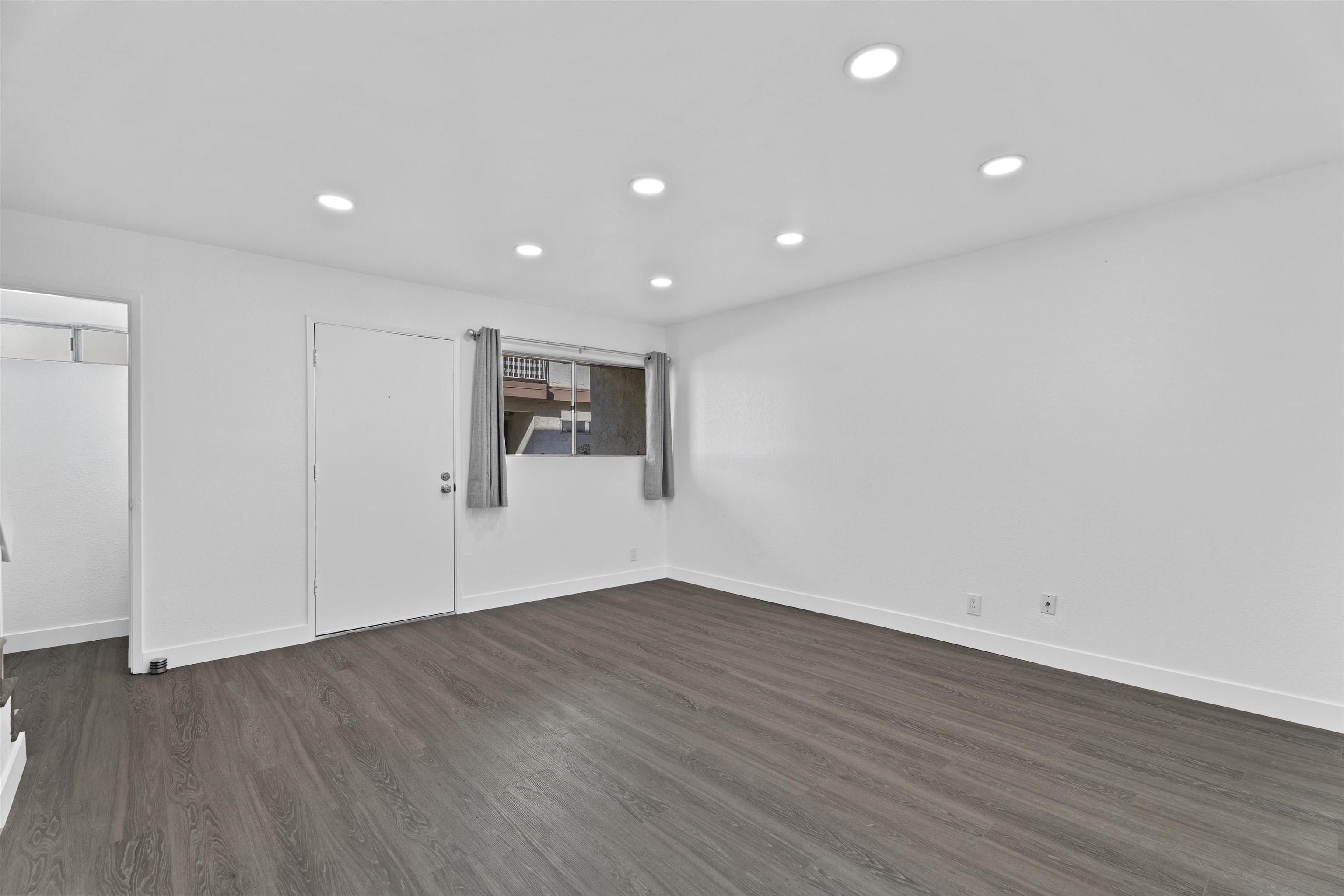 Detail Gallery Image 15 of 32 For 6765  Amherst St  #C,  San Diego,  CA 92115 - 2 Beds | 1/1 Baths