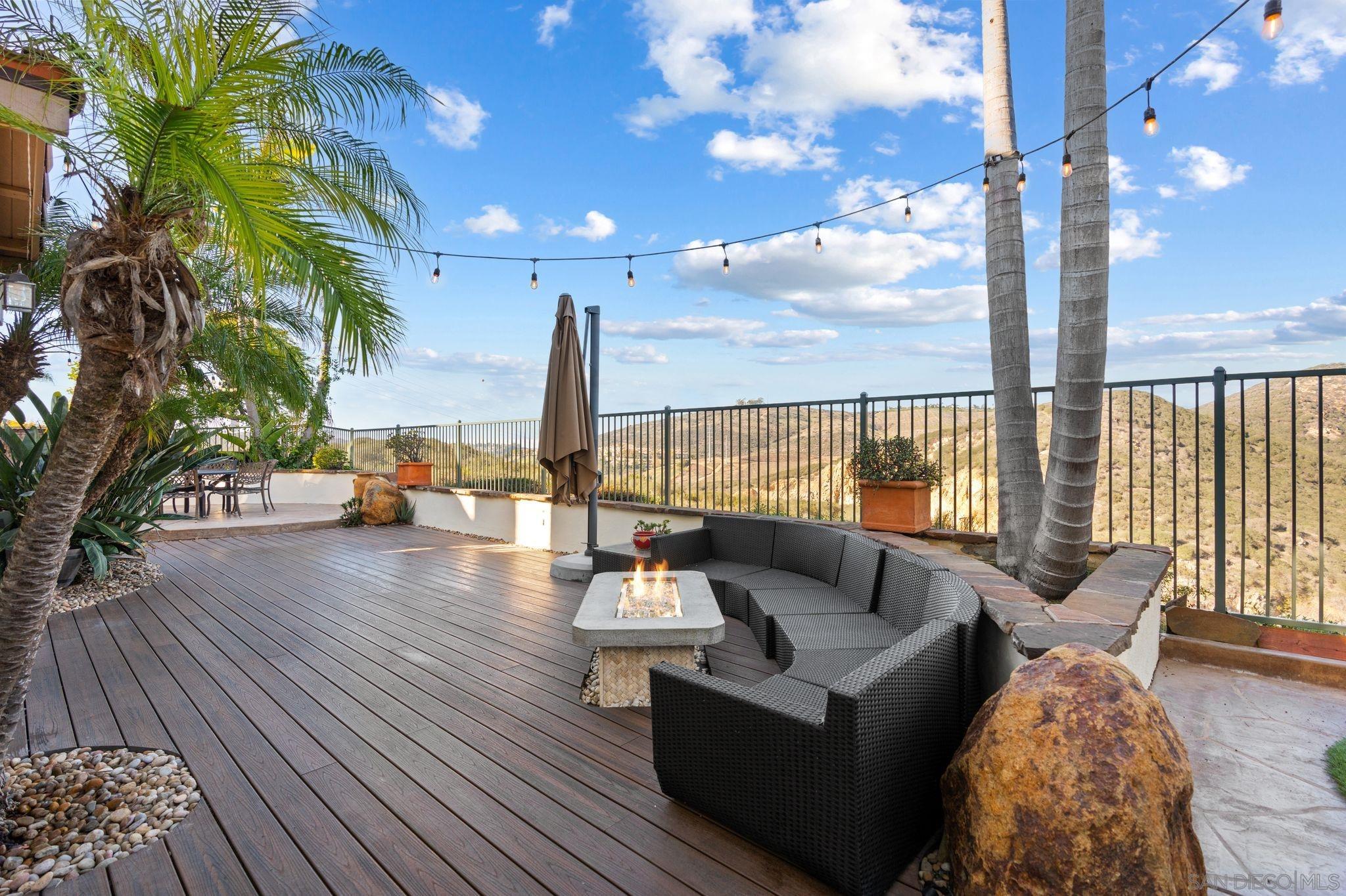 Front Image Thumbnail for SD250045293