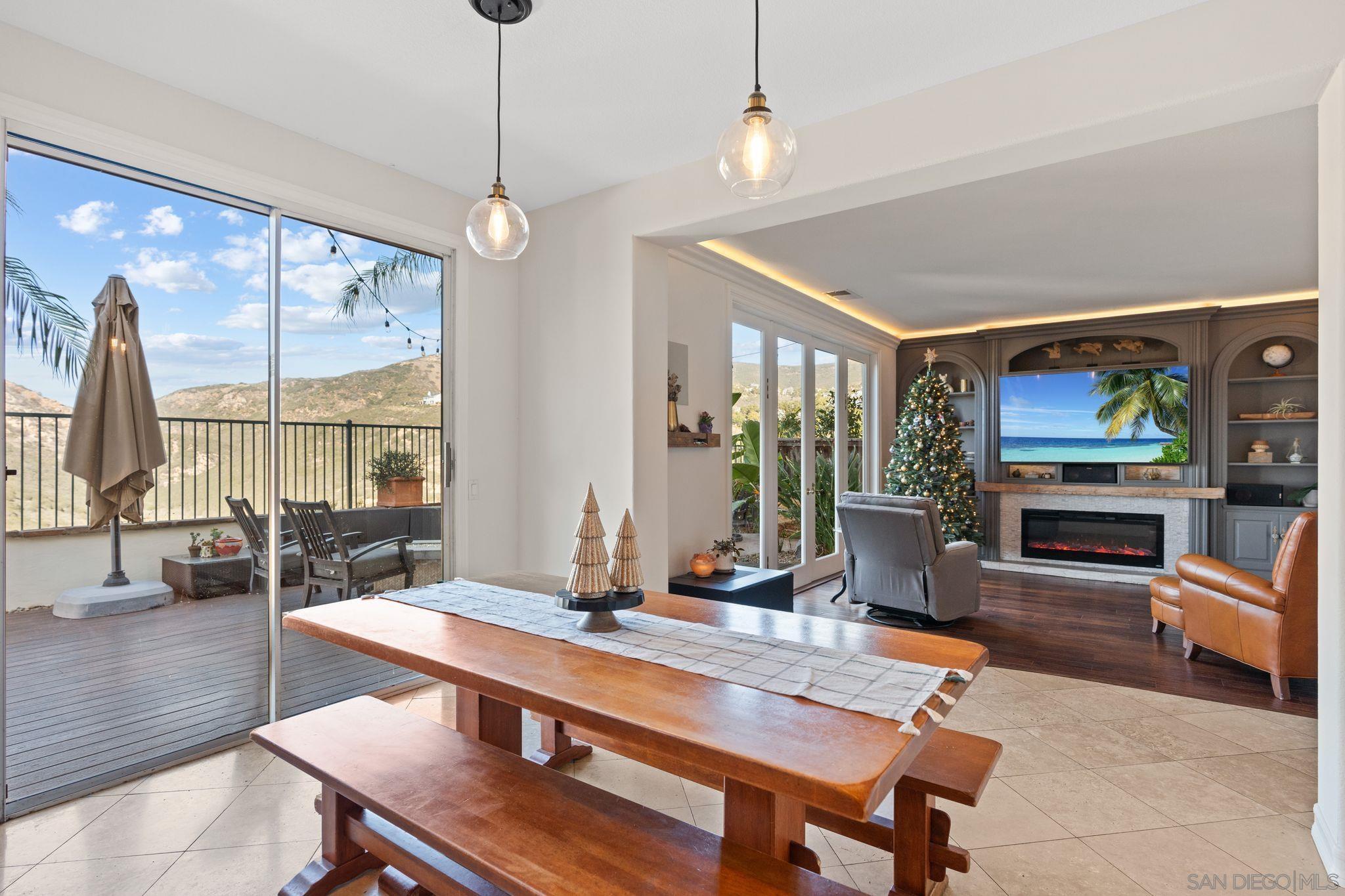 Detail Gallery Image 2 of 64 For 1664  Sagewood Way, San Marcos,  CA 92078 - 4 Beds | 3 Baths