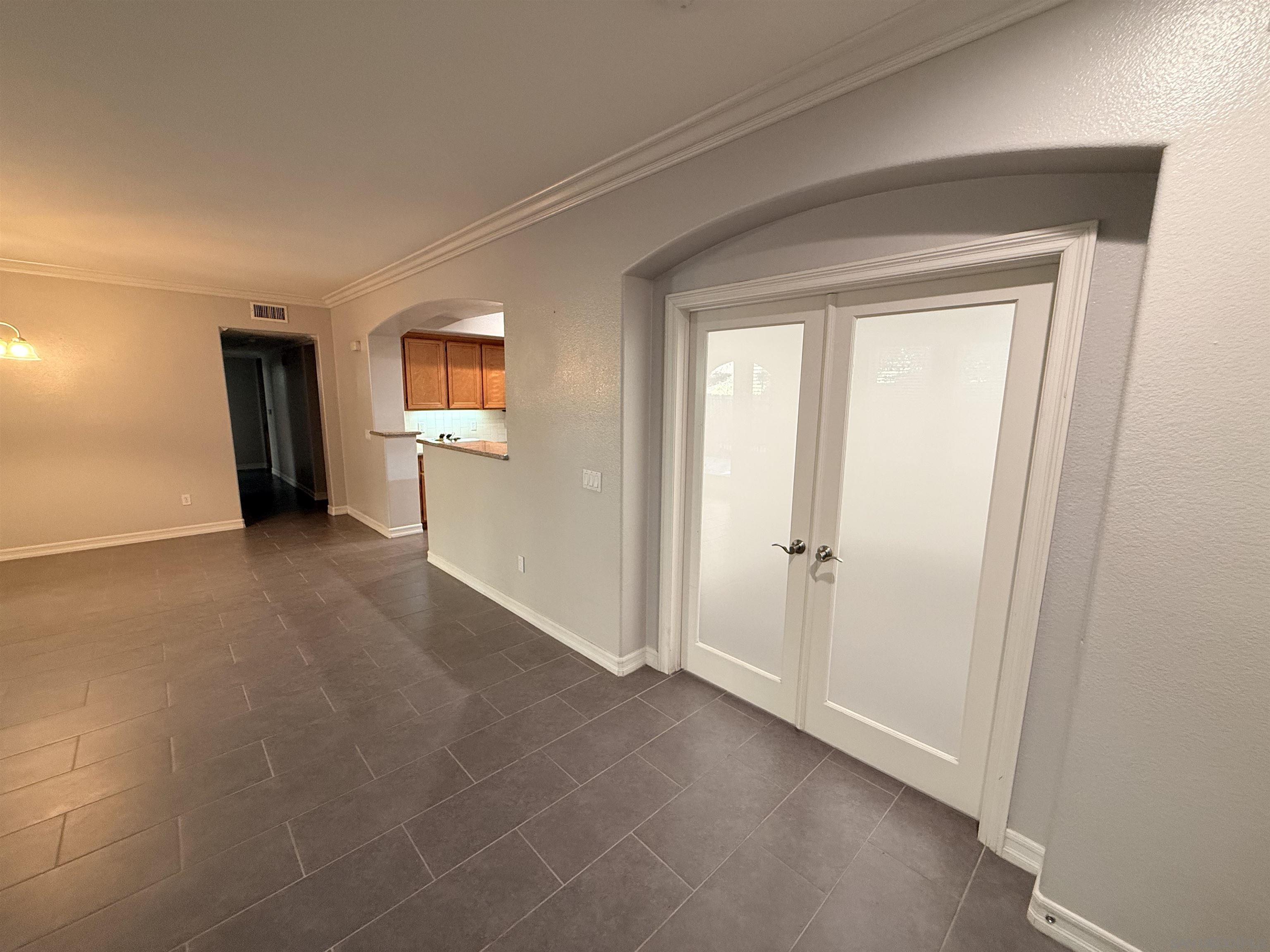 Detail Gallery Image 9 of 32 For 2680  Piantino Cir, San Diego,  CA 92108 - 2 Beds | 2 Baths