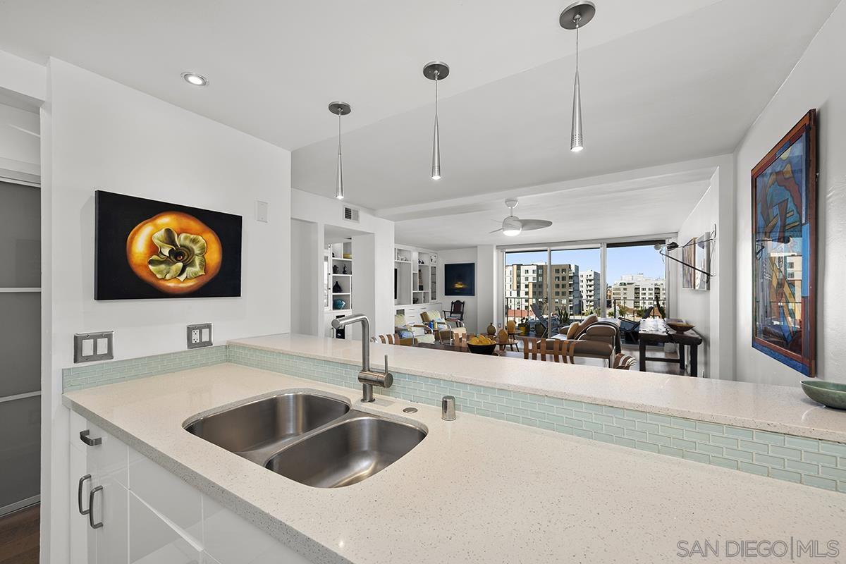 Detail Gallery Image 18 of 56 For 3634  7th Avenue  8e,  San Diego,  CA 92103 - 4 Beds | 2 Baths