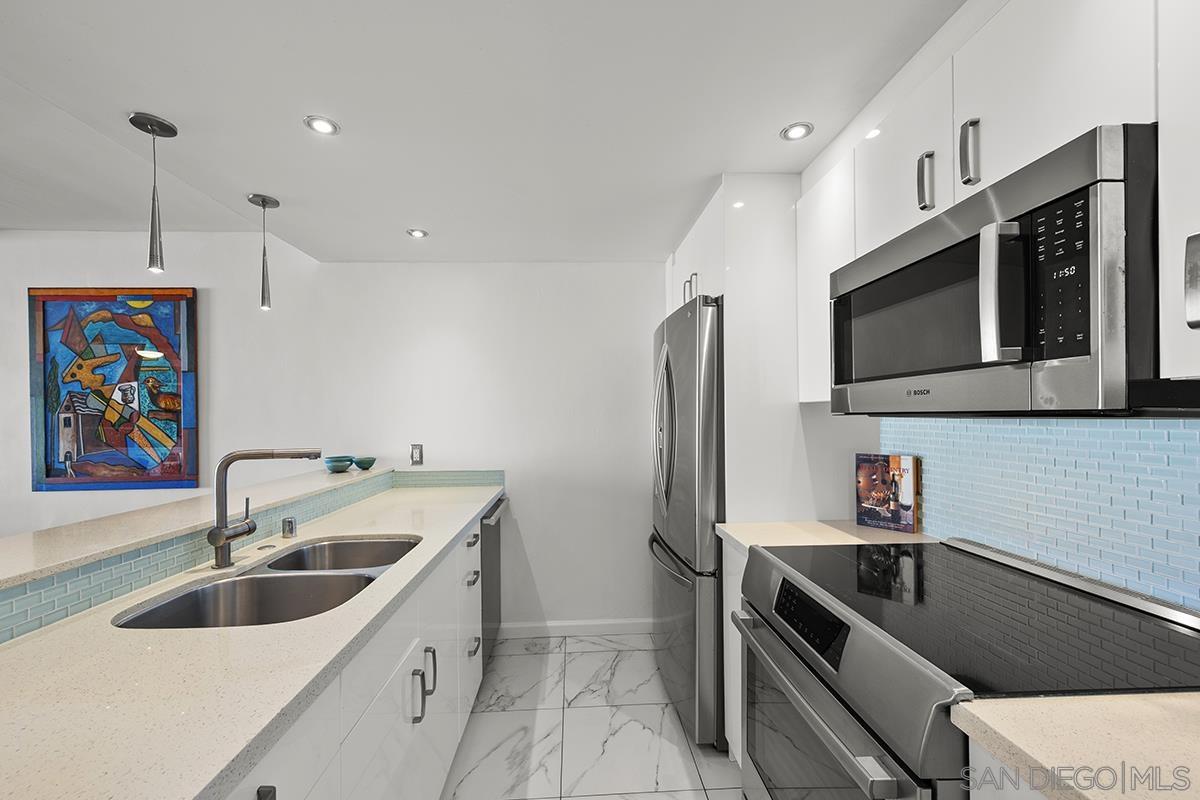 Detail Gallery Image 19 of 56 For 3634  7th Avenue  8e,  San Diego,  CA 92103 - 4 Beds | 2 Baths