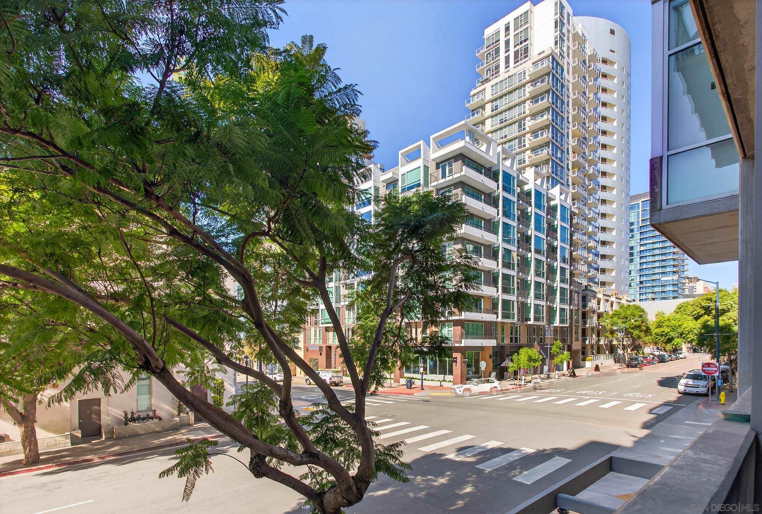 Detail Gallery Image 20 of 37 For 1025  Island  202, San Diego,  CA 92101 - 2 Beds | 2 Baths