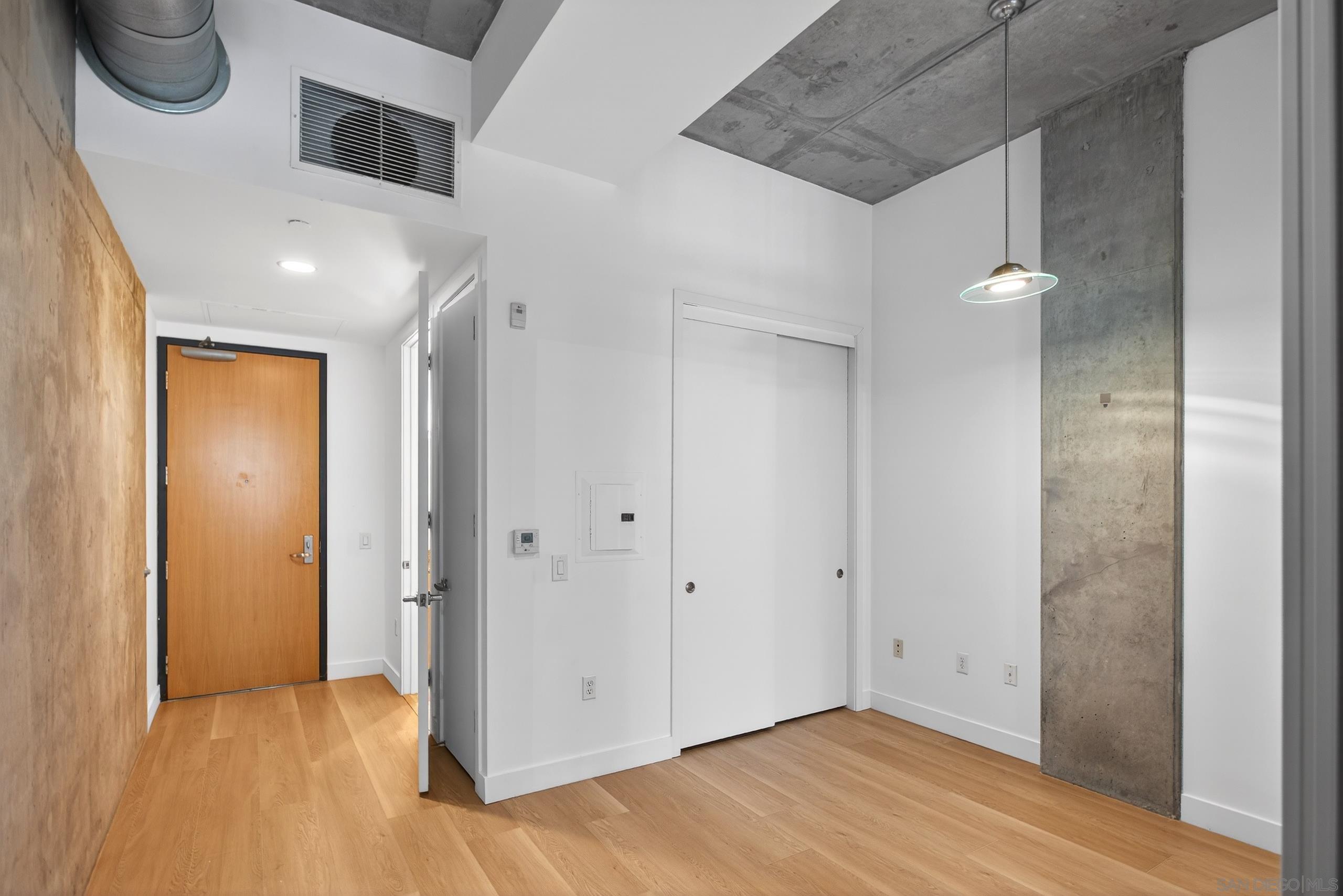 Detail Gallery Image 25 of 37 For 1025  Island  202, San Diego,  CA 92101 - 2 Beds | 2 Baths