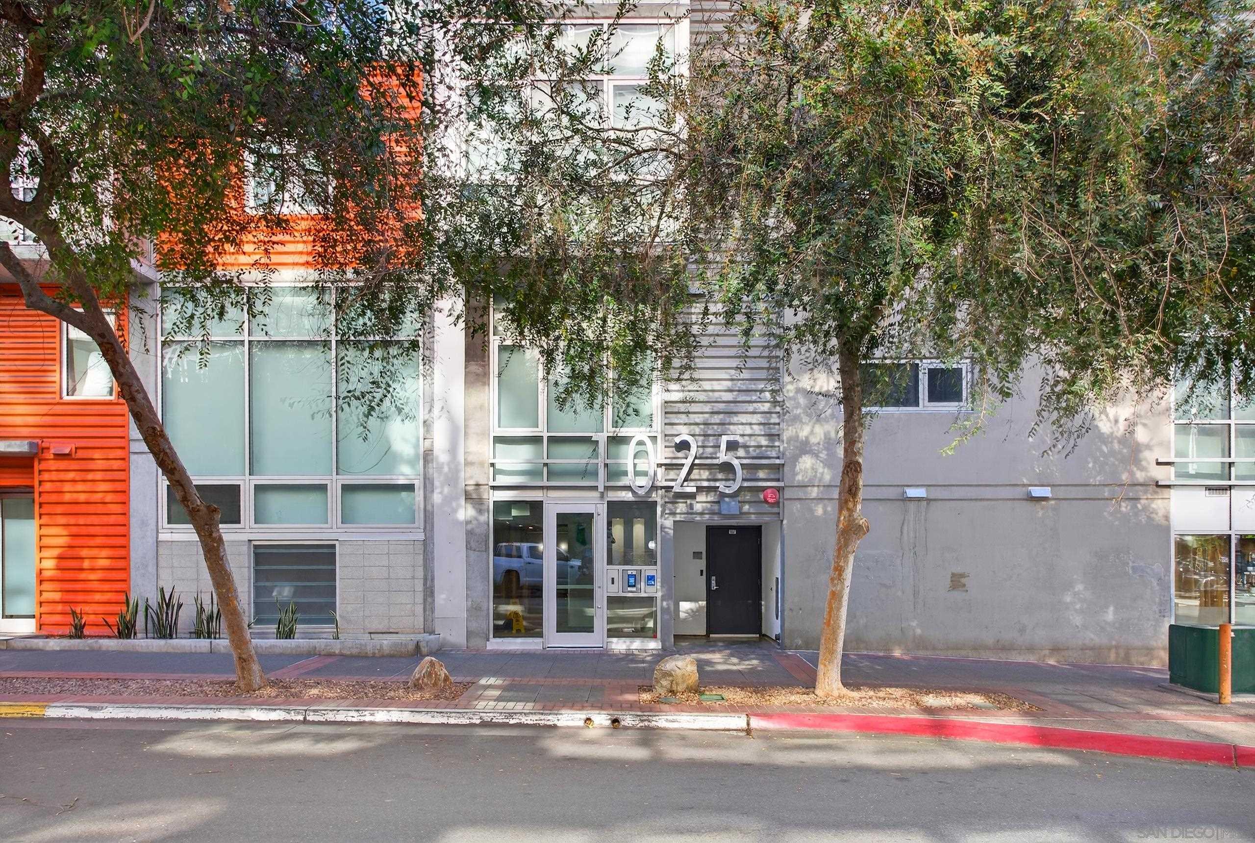 Detail Gallery Image 34 of 37 For 1025  Island  202, San Diego,  CA 92101 - 2 Beds | 2 Baths