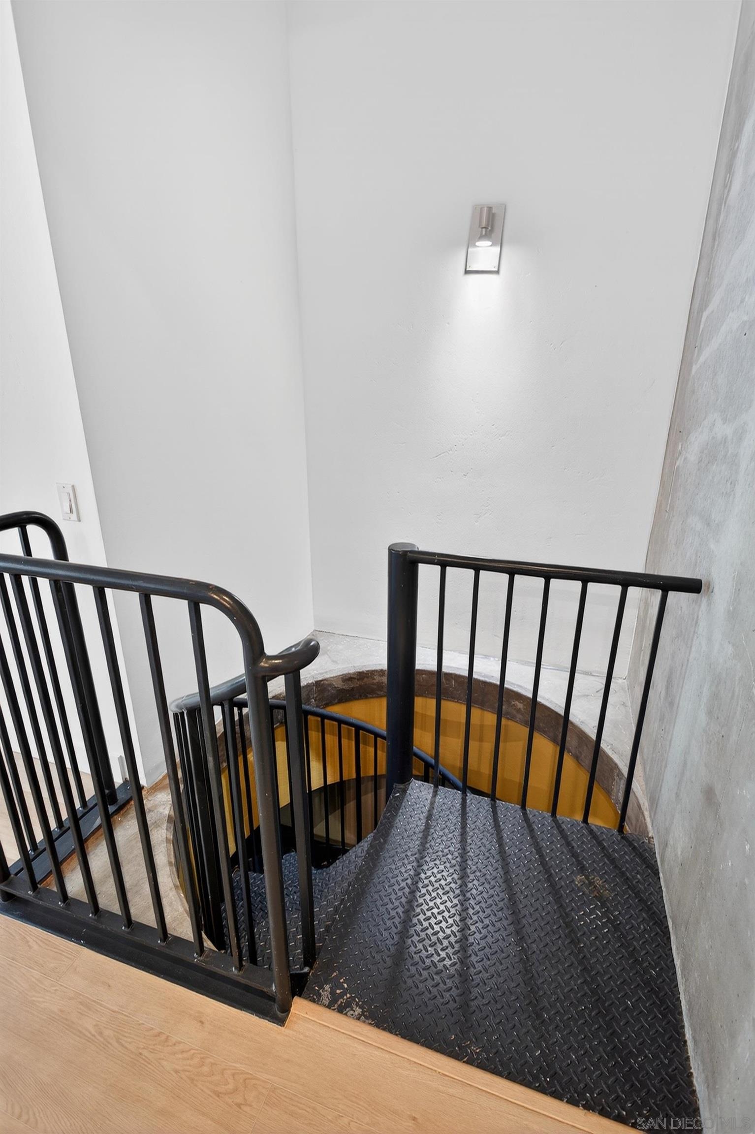 Detail Gallery Image 7 of 37 For 1025  Island  202, San Diego,  CA 92101 - 2 Beds | 2 Baths