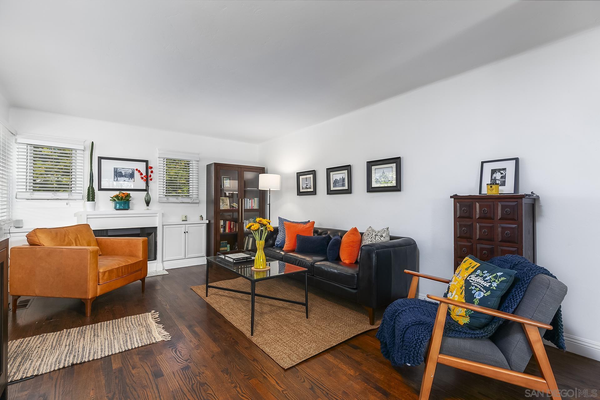 Detail Gallery Image 4 of 53 For 5629  Adelaide Ave, San Diego,  CA 92115 - 2 Beds | 2 Baths