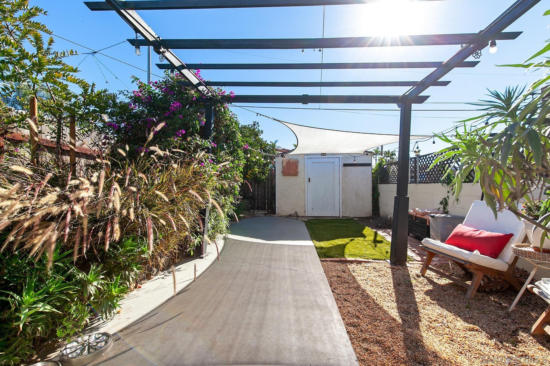 Detail Gallery Image 40 of 53 For 5629  Adelaide Ave, San Diego,  CA 92115 - 2 Beds | 2 Baths