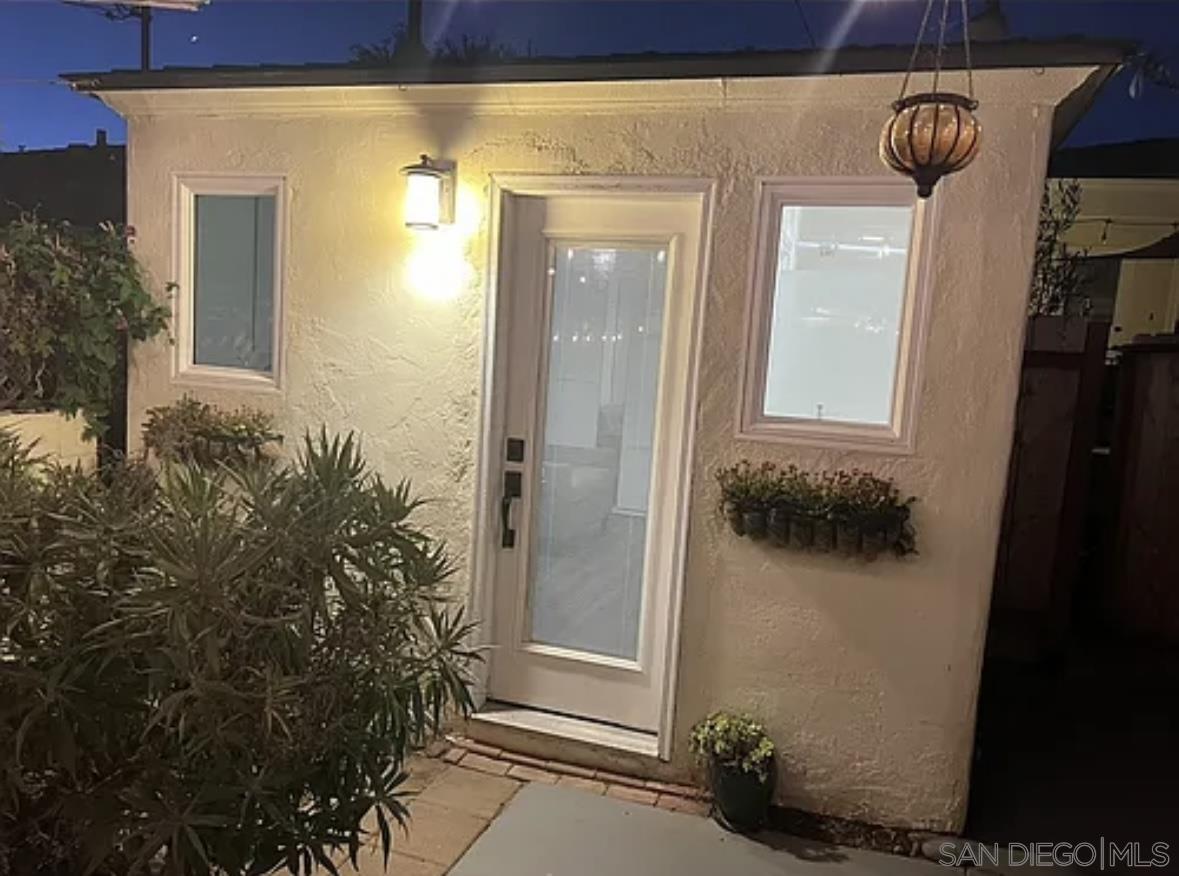 Detail Gallery Image 46 of 53 For 5629  Adelaide Ave, San Diego,  CA 92115 - 2 Beds | 2 Baths