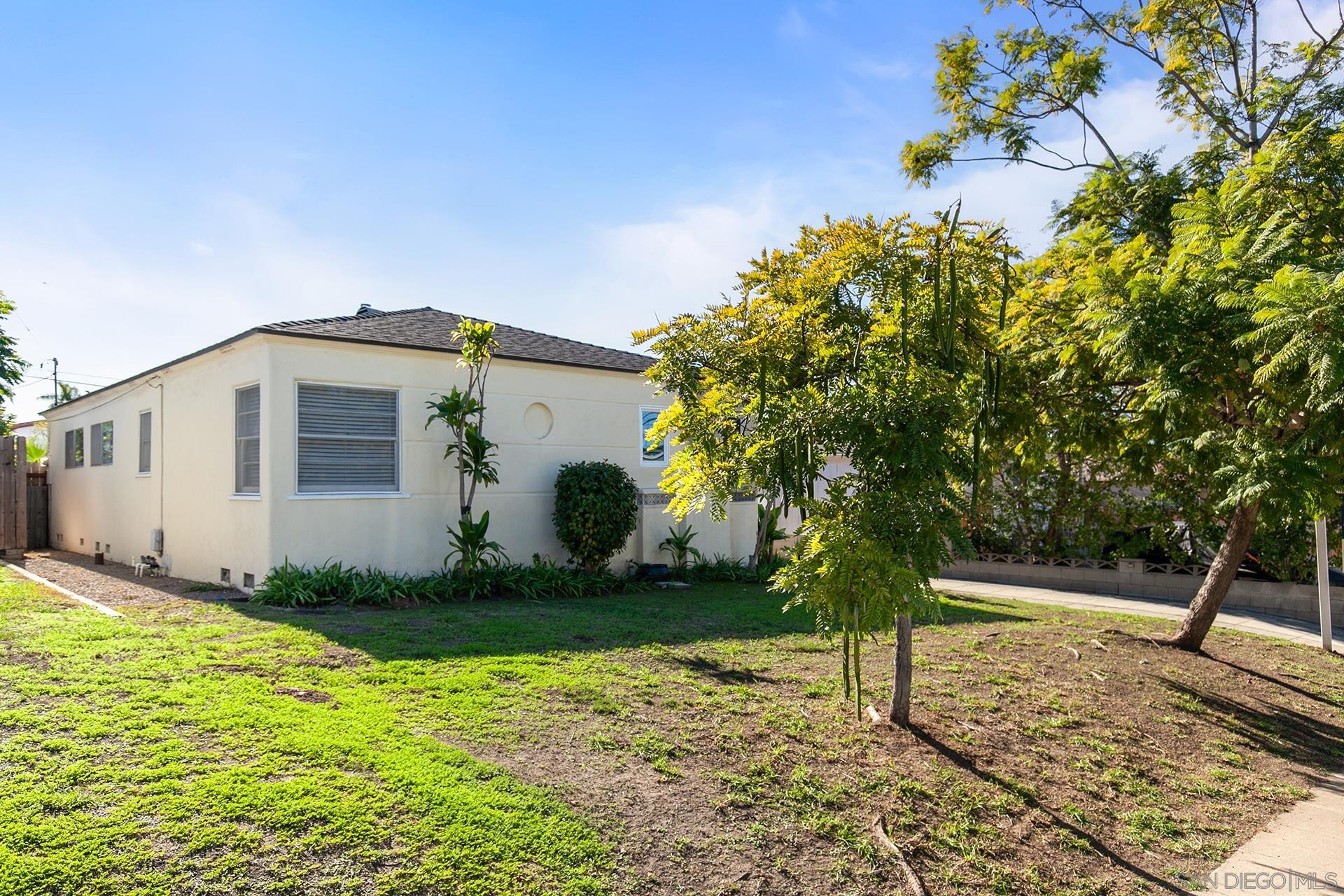 Detail Gallery Image 50 of 53 For 5629  Adelaide Ave, San Diego,  CA 92115 - 2 Beds | 2 Baths