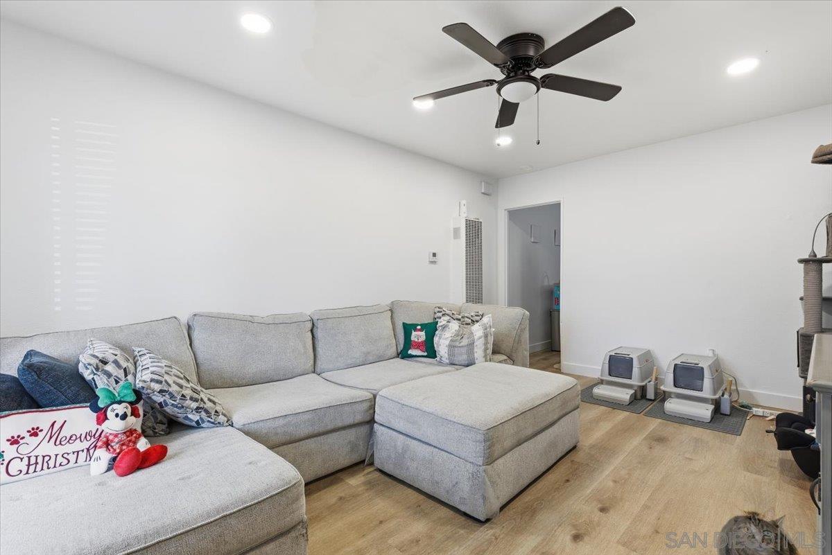 Detail Gallery Image 4 of 39 For 835  Colorado Ave, Chula Vista,  CA 91911 - – Beds | – Baths