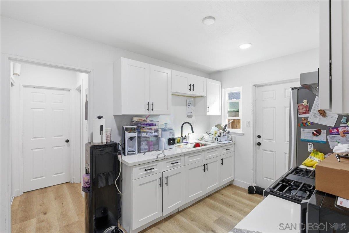 Detail Gallery Image 6 of 39 For 835  Colorado Ave, Chula Vista,  CA 91911 - – Beds | – Baths