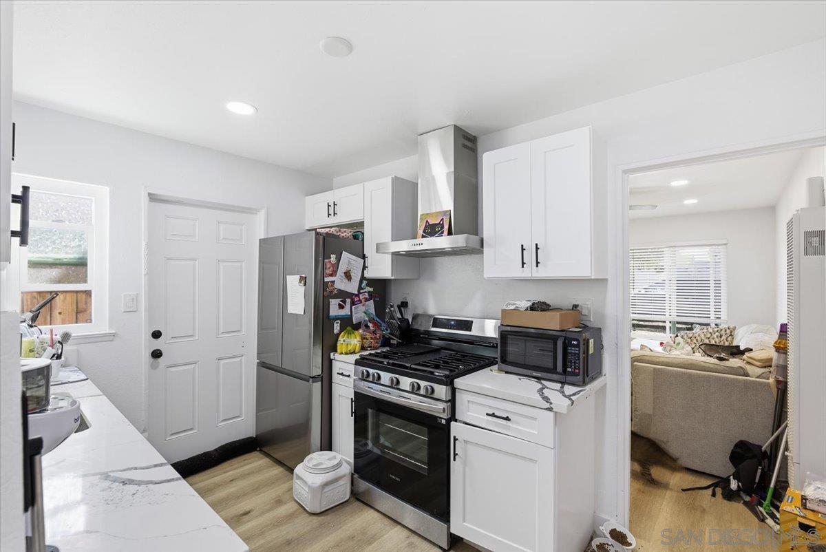 Detail Gallery Image 7 of 39 For 835  Colorado Ave, Chula Vista,  CA 91911 - – Beds | – Baths