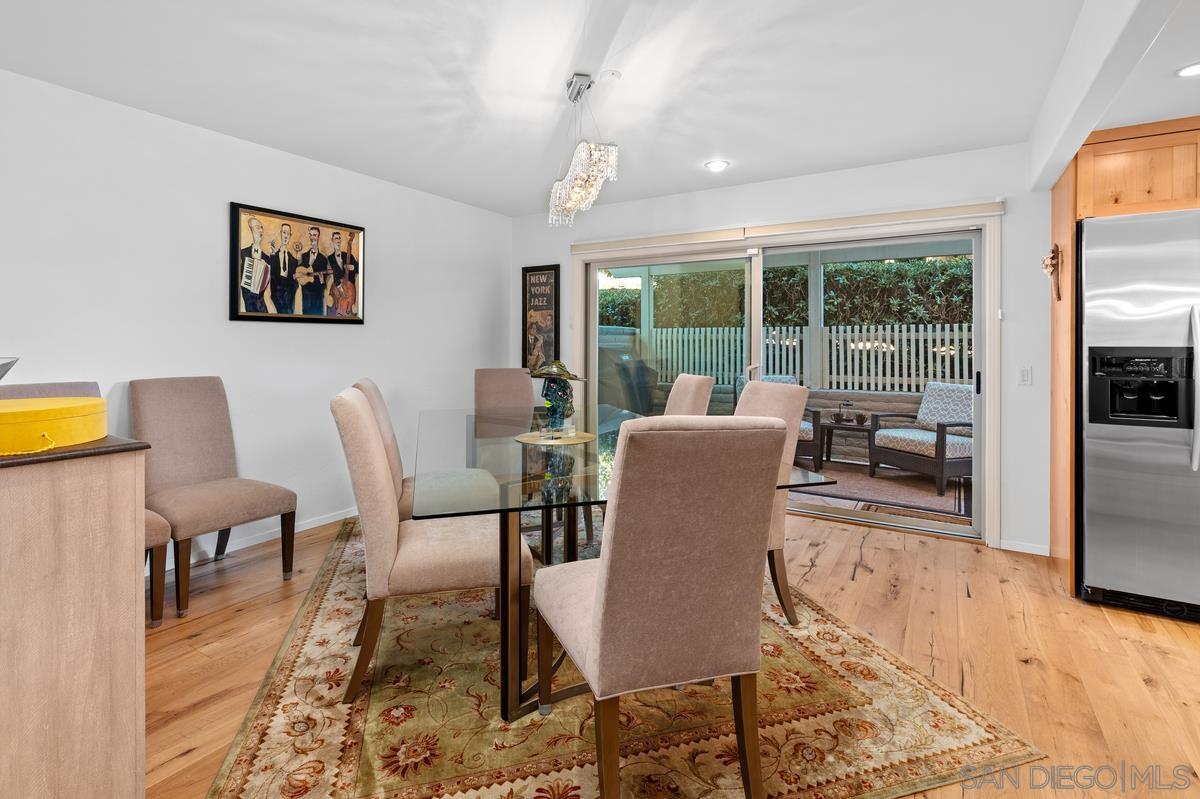 Detail Gallery Image 22 of 54 For 2047  Caminito Circulo Norte, La Jolla,  CA 92037 - 3 Beds | 2/1 Baths