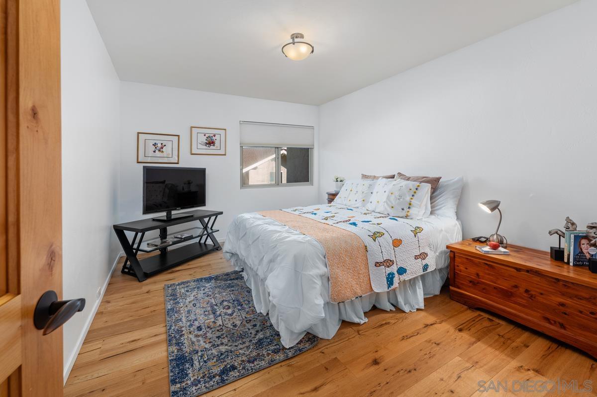 Detail Gallery Image 33 of 54 For 2047  Caminito Circulo Norte, La Jolla,  CA 92037 - 3 Beds | 2/1 Baths