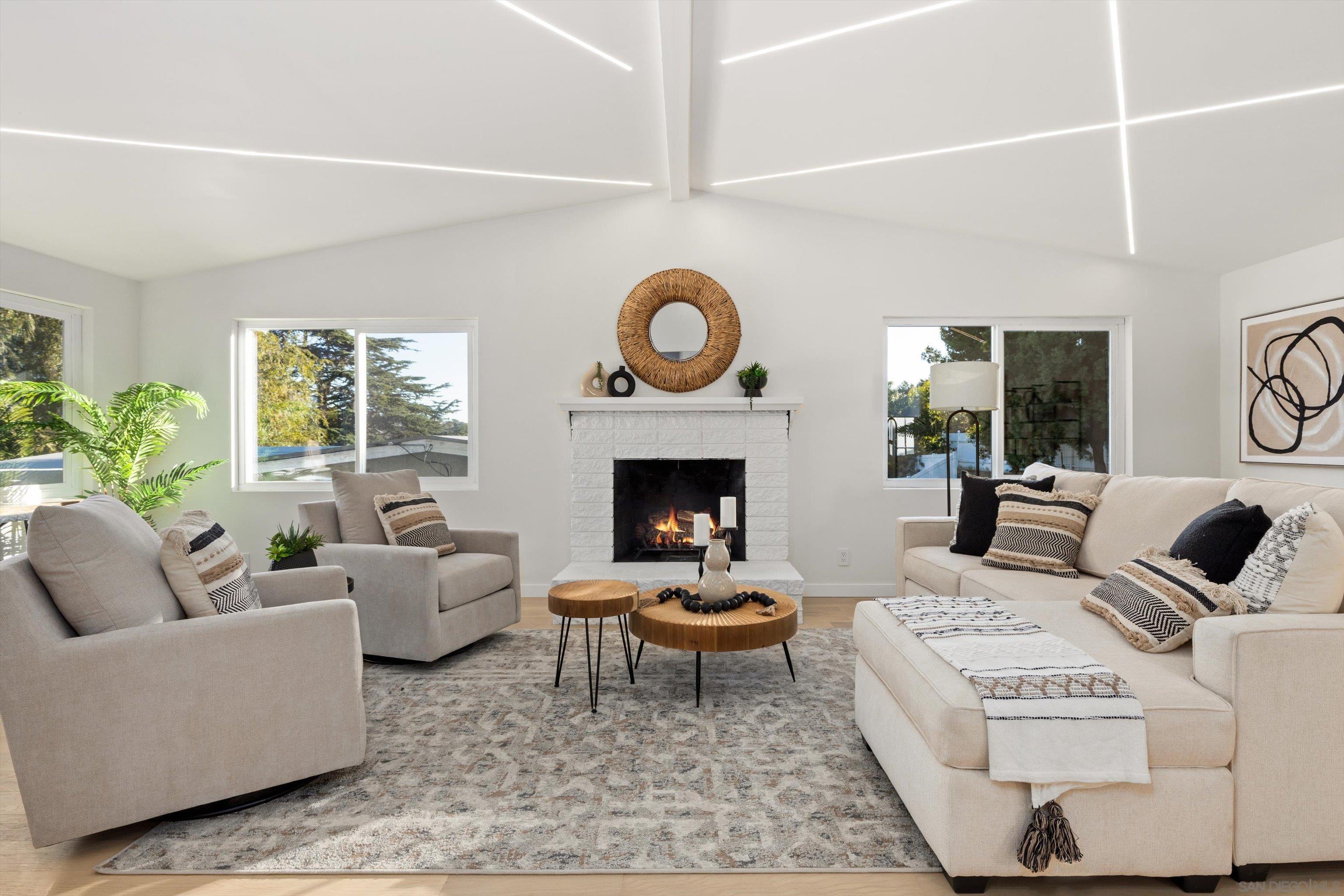 Detail Gallery Image 9 of 27 For 1048  Anza Ave., Vista,  CA 92084 - 3 Beds | 2 Baths