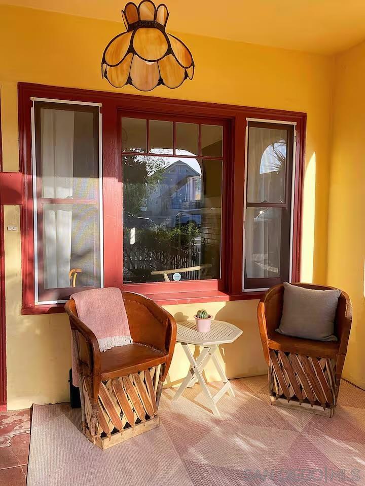 Detail Gallery Image 11 of 26 For 525  3rd Street, Encinitas,  CA 92024 - 2 Beds | 1 Baths