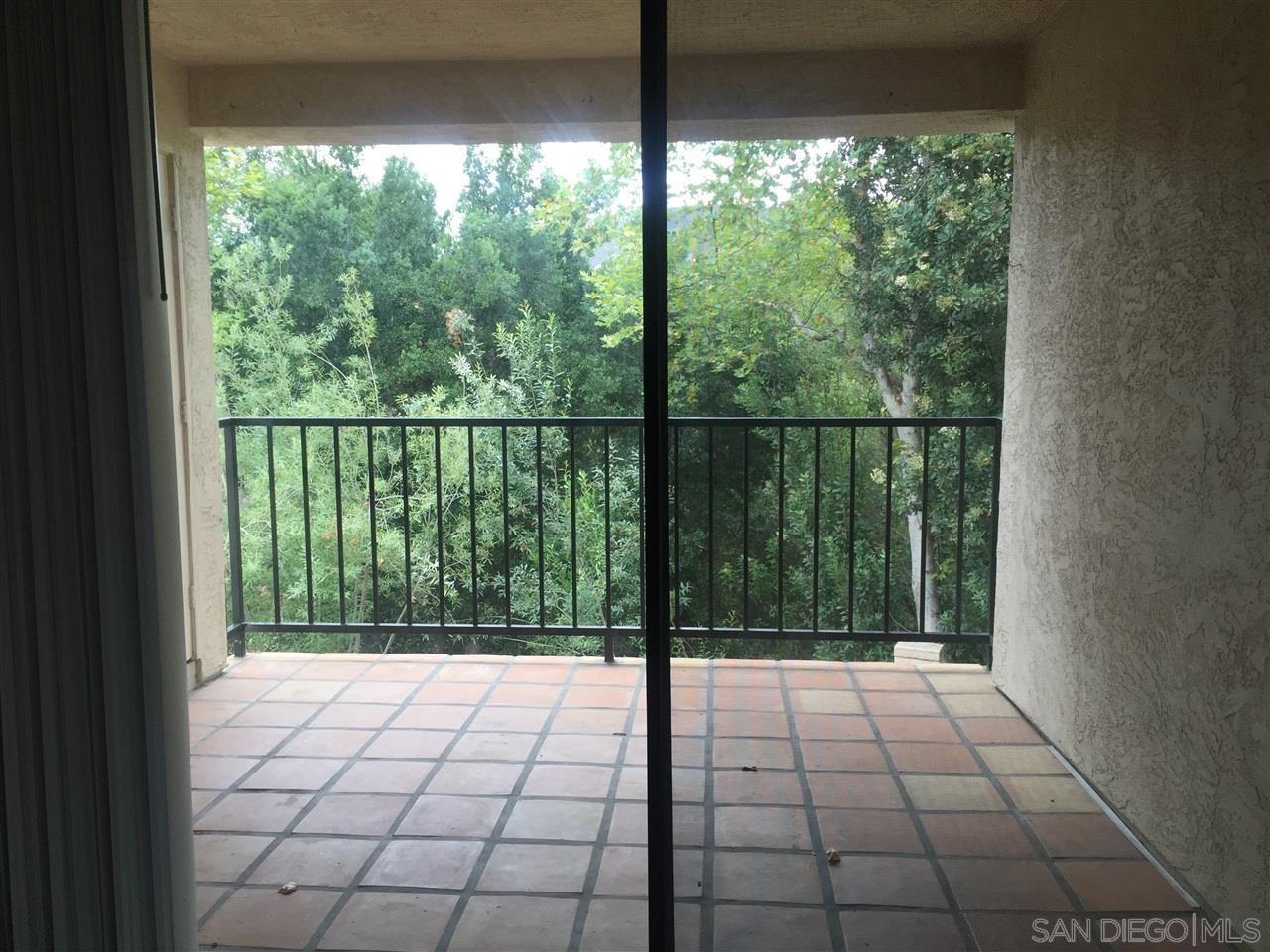 Detail Gallery Image 15 of 27 For 13294  Wimberly  228, San Diego,  CA 92128 - 2 Beds | 2 Baths