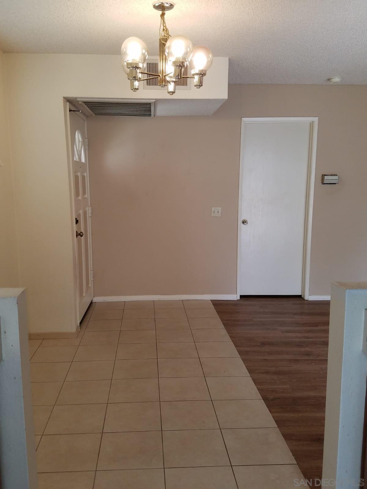 Detail Gallery Image 3 of 27 For 13294  Wimberly  228, San Diego,  CA 92128 - 2 Beds | 2 Baths