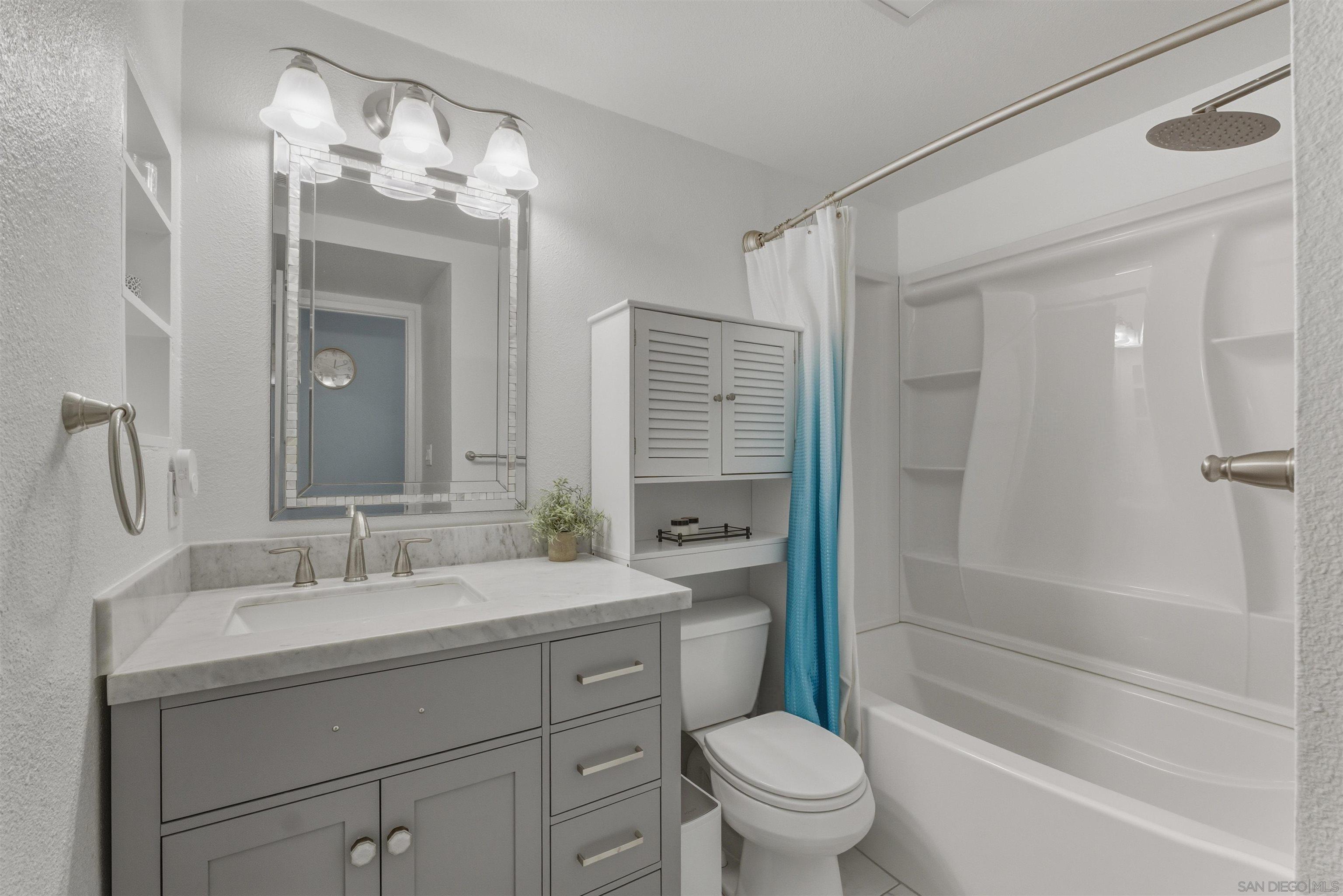 Detail Gallery Image 23 of 30 For 2835  Hillsboro Ct, Carlsbad,  CA 92010 - 3 Beds | 2 Baths