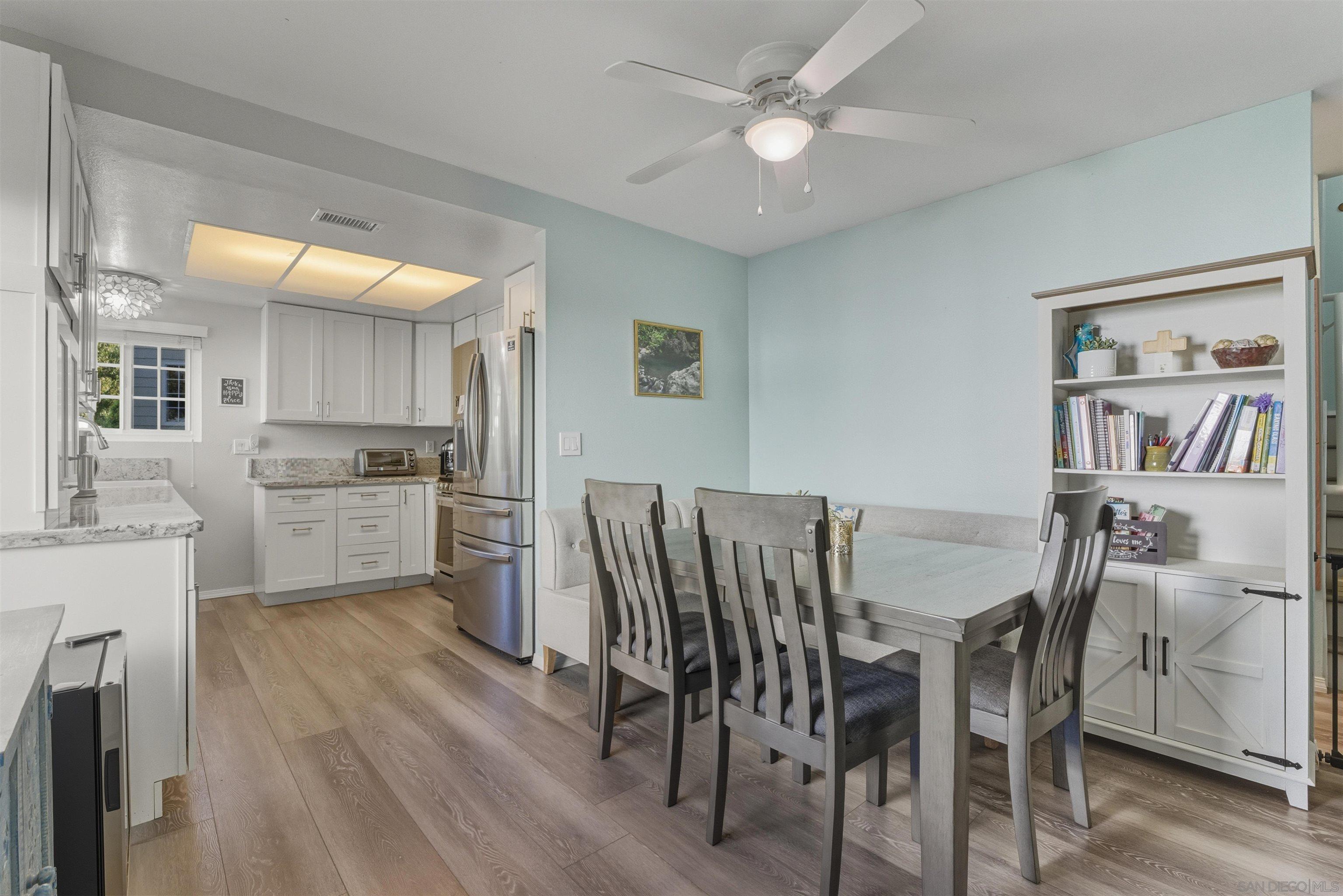 Detail Gallery Image 10 of 30 For 2835  Hillsboro Ct, Carlsbad,  CA 92010 - 3 Beds | 2 Baths