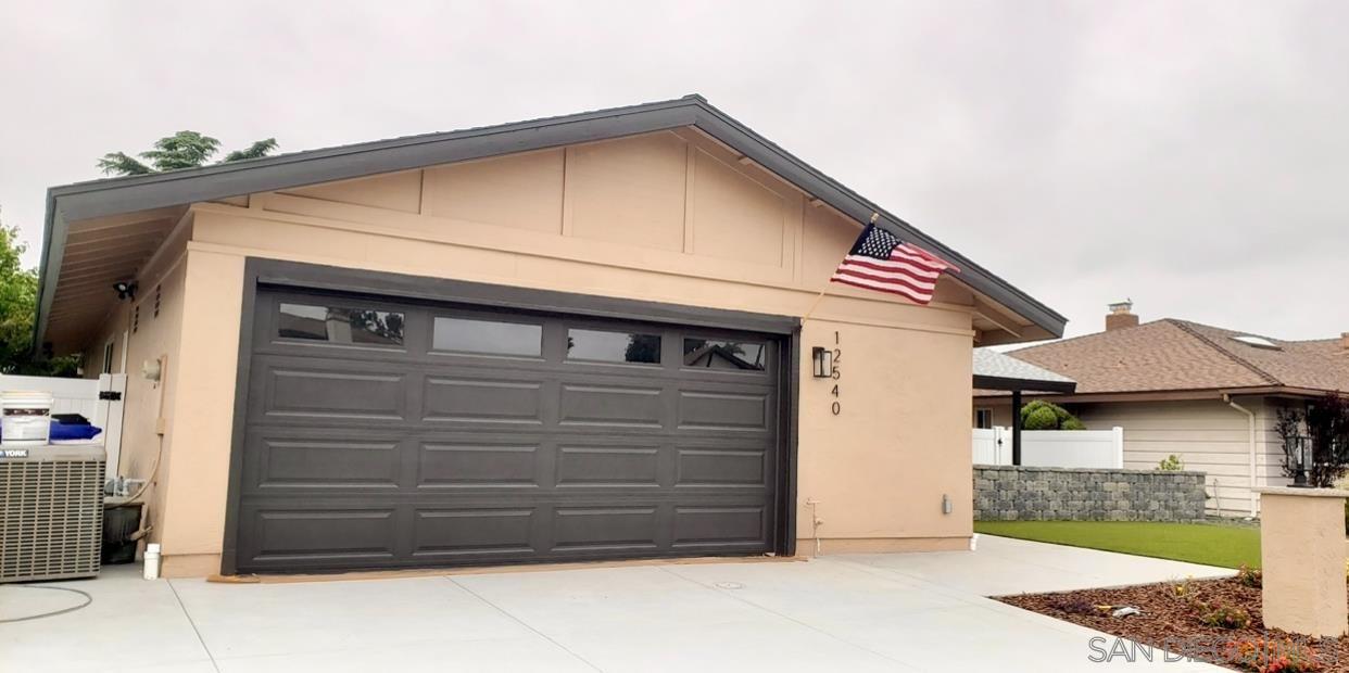 Detail Gallery Image 11 of 22 For 12540  Lomica Dr., San Diego,  CA 92128 - 3 Beds | 2 Baths