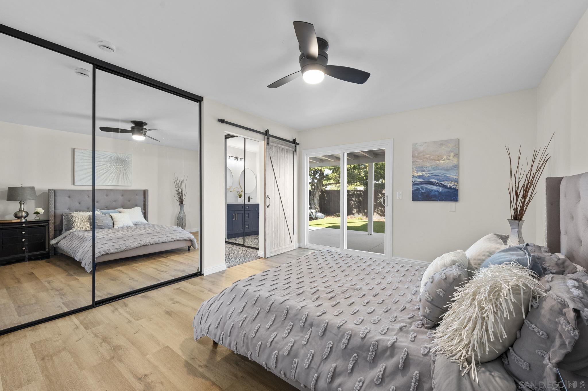 Detail Gallery Image 5 of 22 For 12540  Lomica Dr., San Diego,  CA 92128 - 3 Beds | 2 Baths