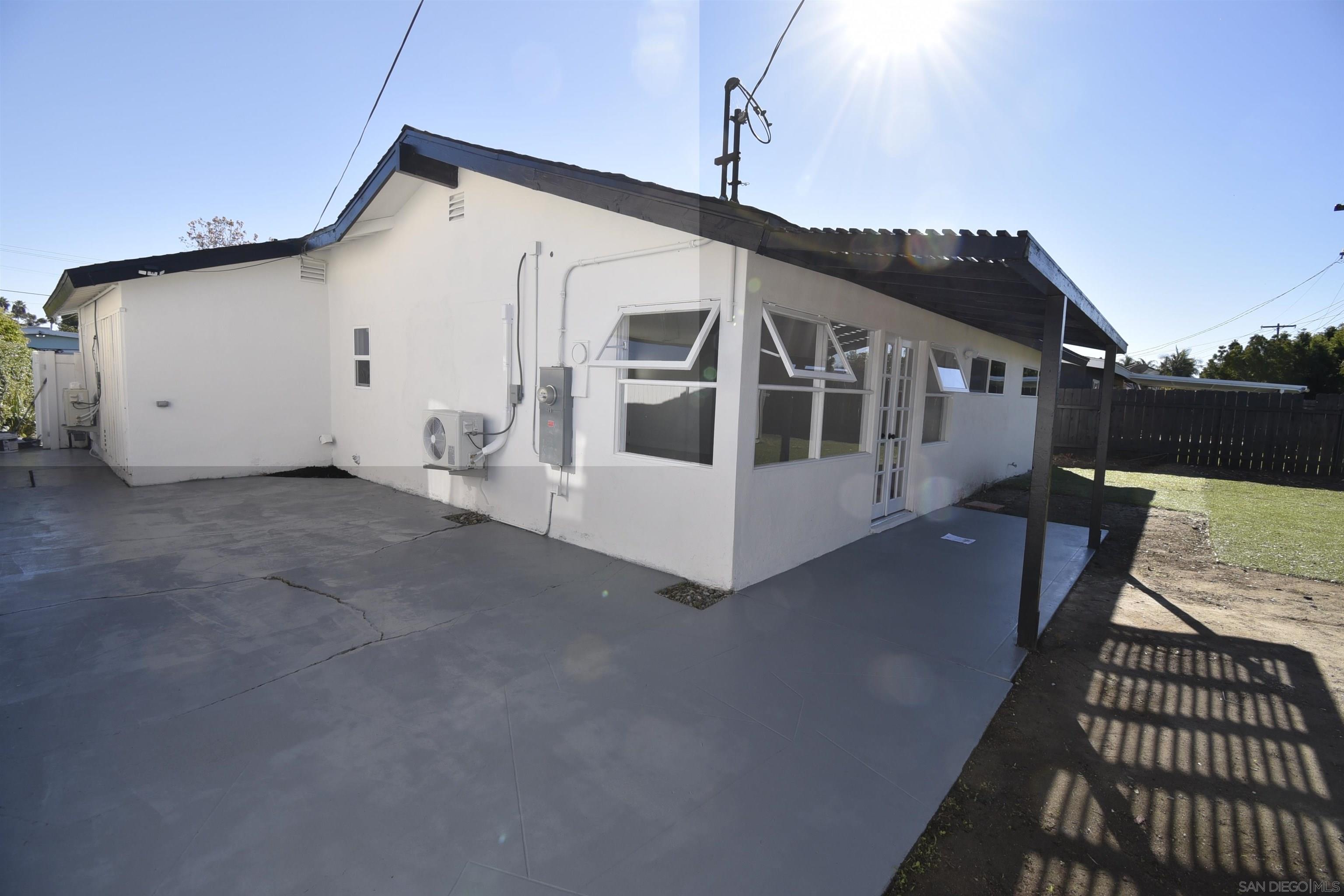 Detail Gallery Image 40 of 44 For 4646  Coconino Way, San Diego,  CA 92117 - 4 Beds | 3 Baths