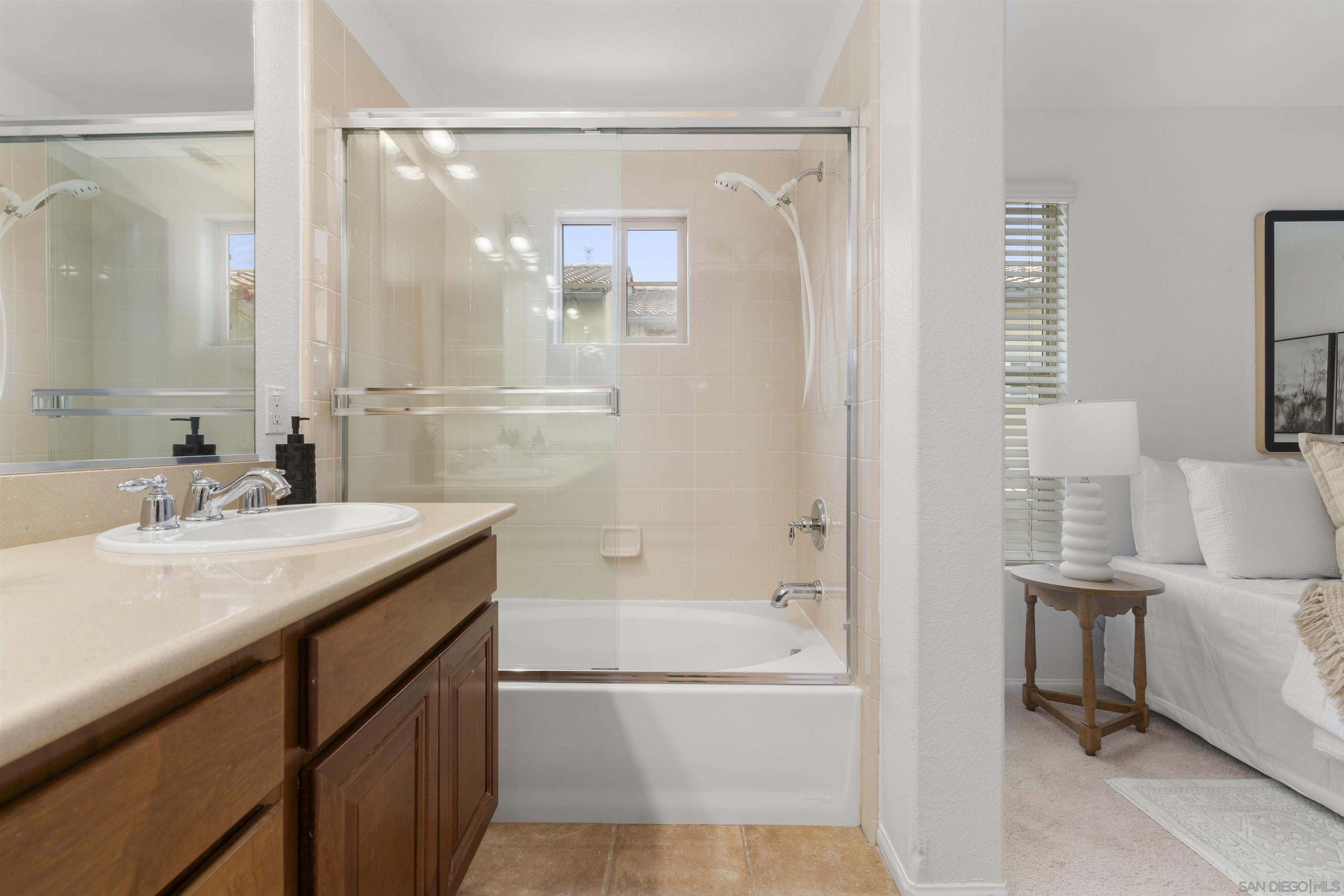Detail Gallery Image 31 of 57 For 2517  Escala Circle, San Diego,  CA 92108 - 3 Beds | 2/1 Baths