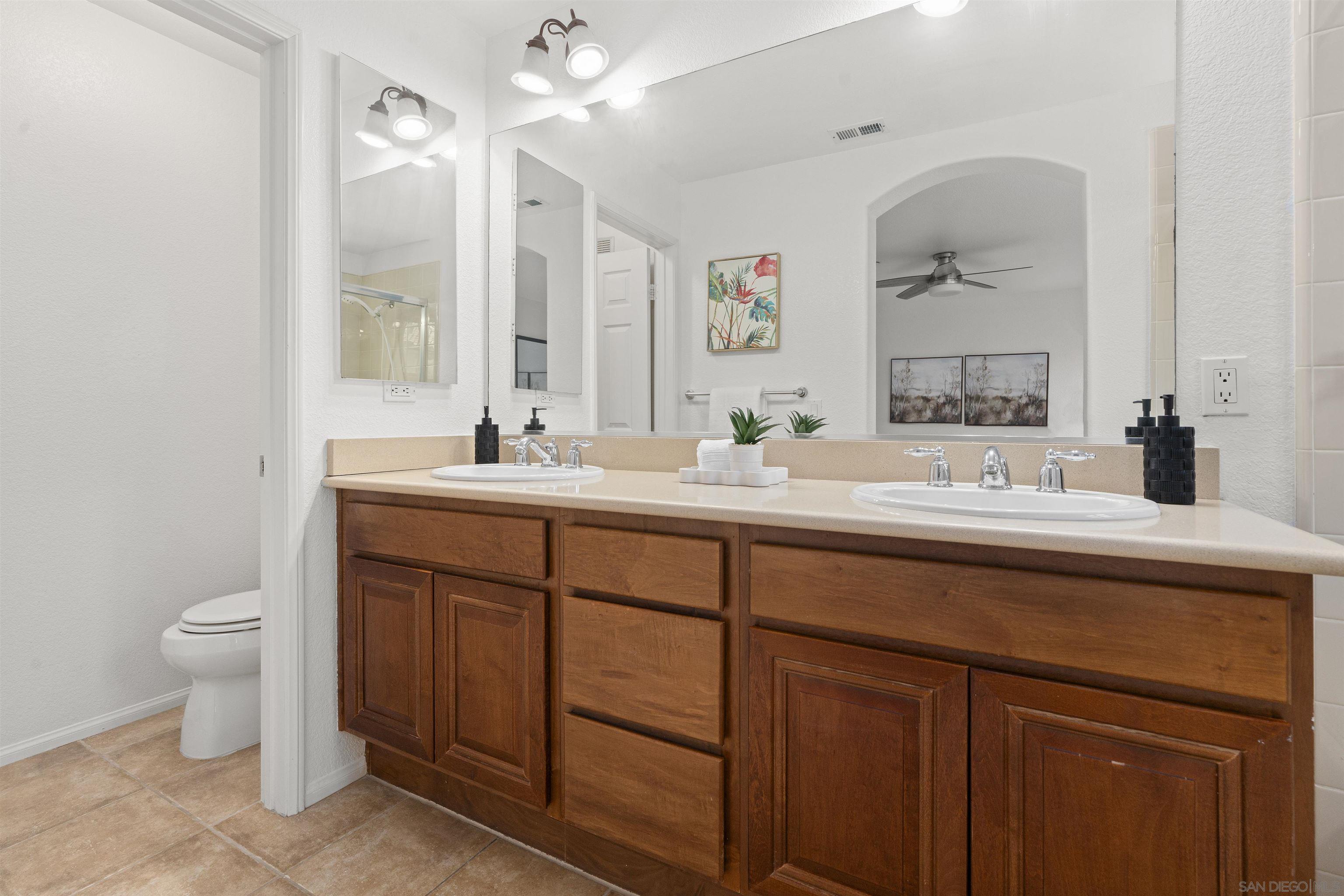 Detail Gallery Image 33 of 57 For 2517  Escala Circle, San Diego,  CA 92108 - 3 Beds | 2/1 Baths