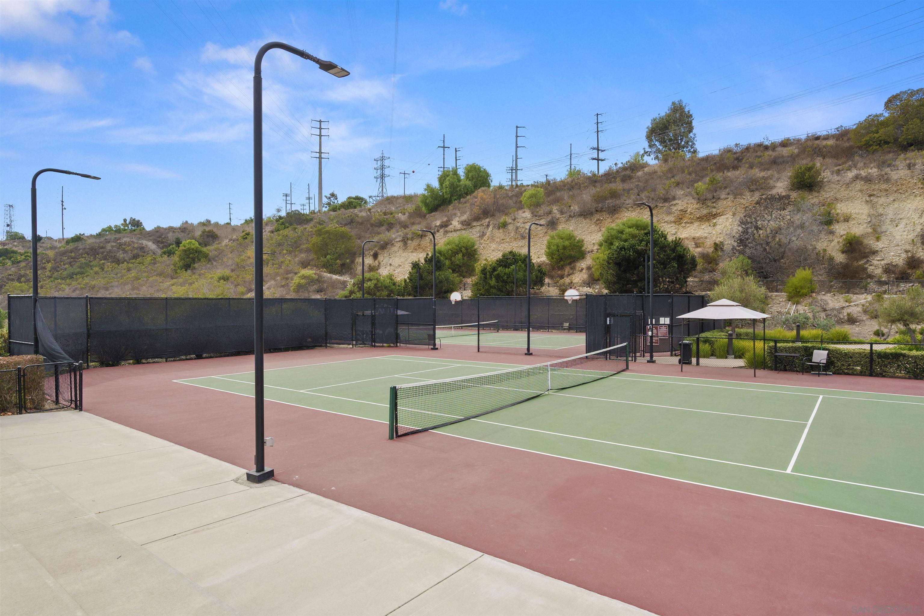 Detail Gallery Image 45 of 57 For 2517  Escala Circle, San Diego,  CA 92108 - 3 Beds | 2/1 Baths