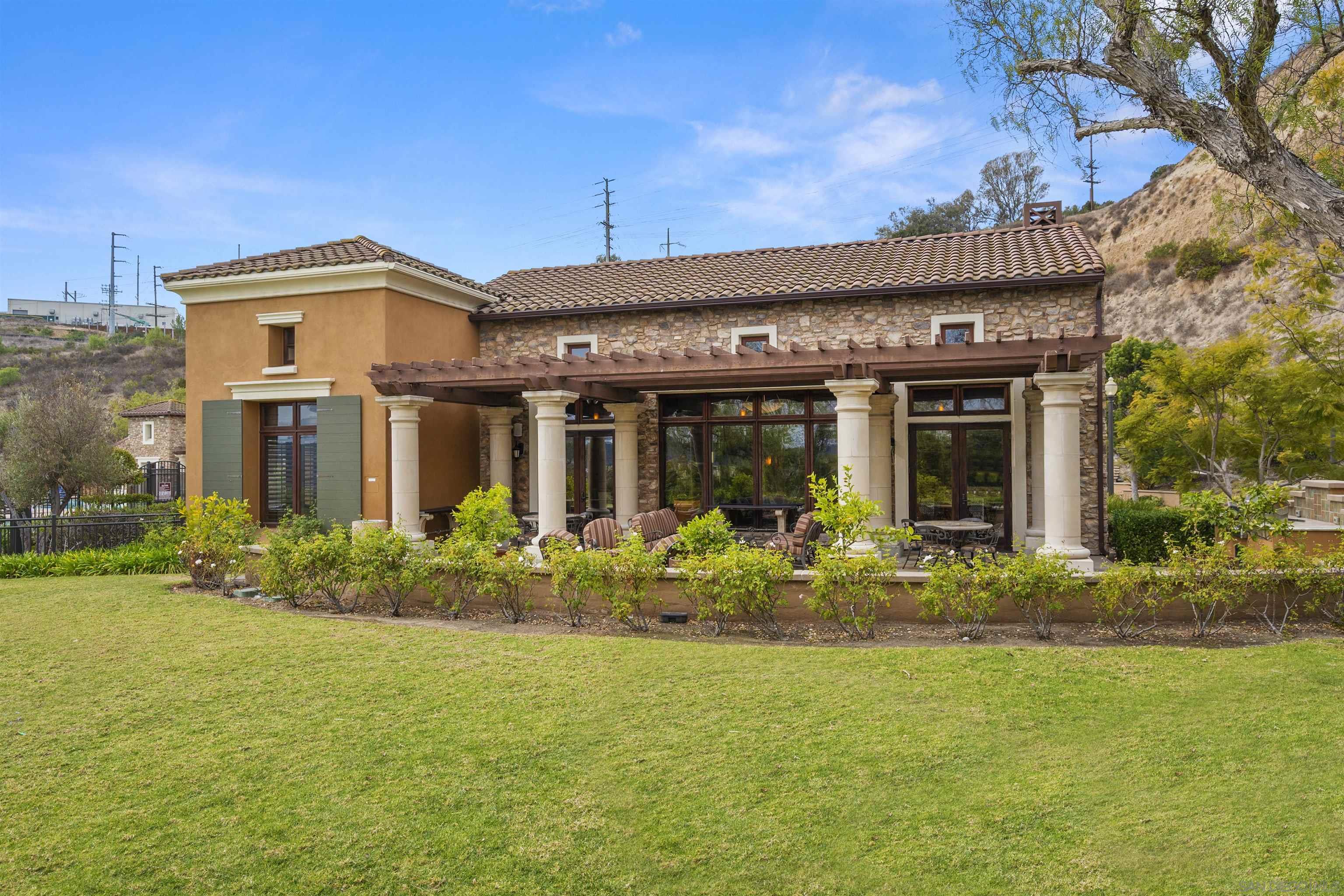 Detail Gallery Image 47 of 57 For 2517  Escala Circle, San Diego,  CA 92108 - 3 Beds | 2/1 Baths