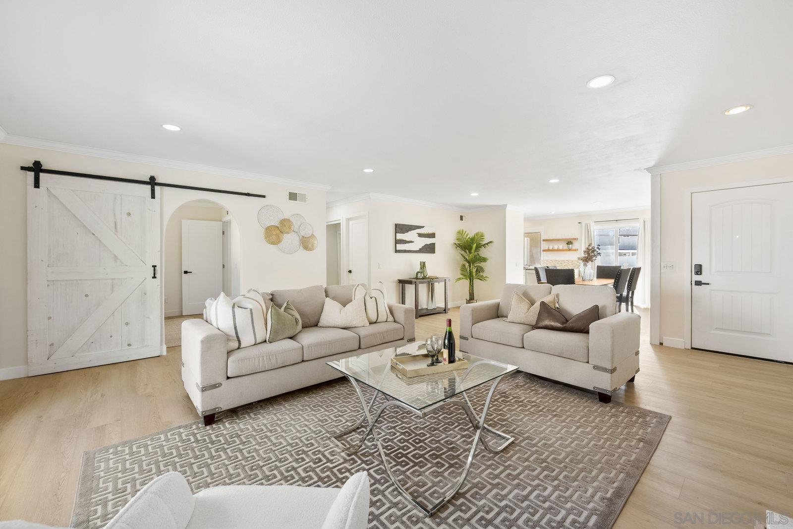 Detail Gallery Image 2 of 21 For 11378  Ajanta Ct, San Diego,  CA 92129 - 4 Beds | 2 Baths