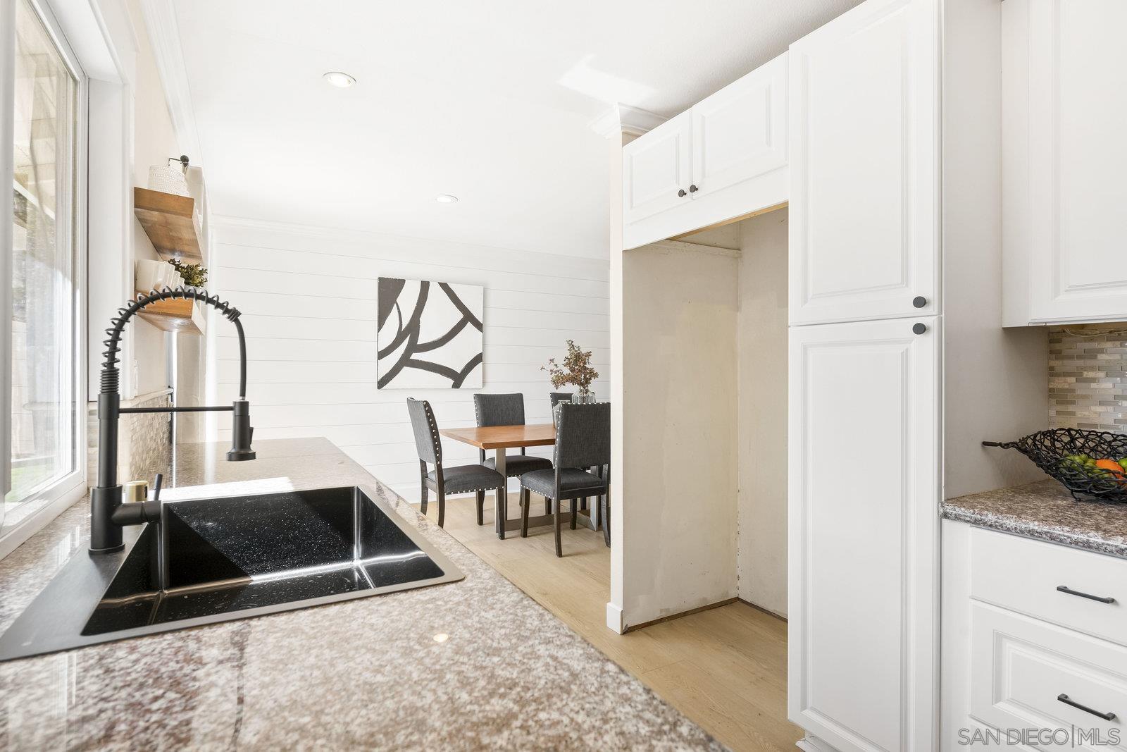 Detail Gallery Image 9 of 21 For 11378  Ajanta Ct, San Diego,  CA 92129 - 4 Beds | 2 Baths