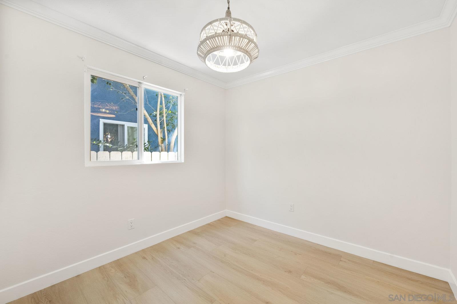 Detail Gallery Image 14 of 21 For 11378  Ajanta Ct, San Diego,  CA 92129 - 4 Beds | 2 Baths