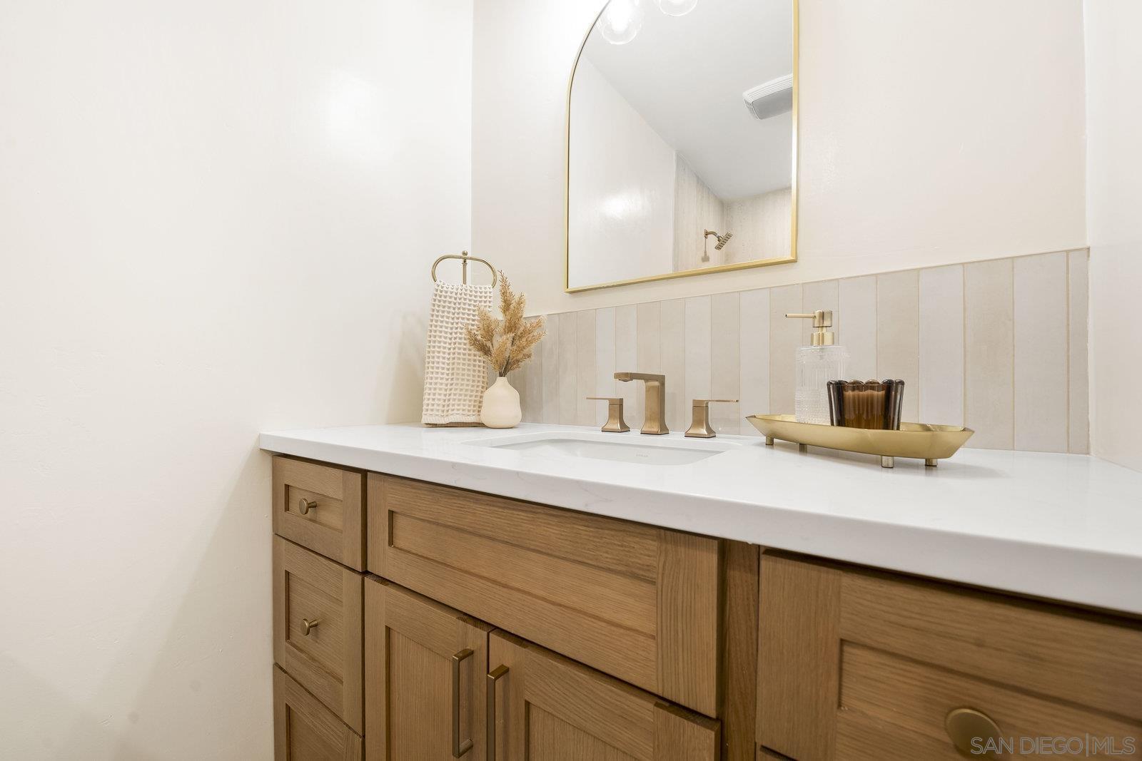 Detail Gallery Image 17 of 21 For 11378  Ajanta Ct, San Diego,  CA 92129 - 4 Beds | 2 Baths